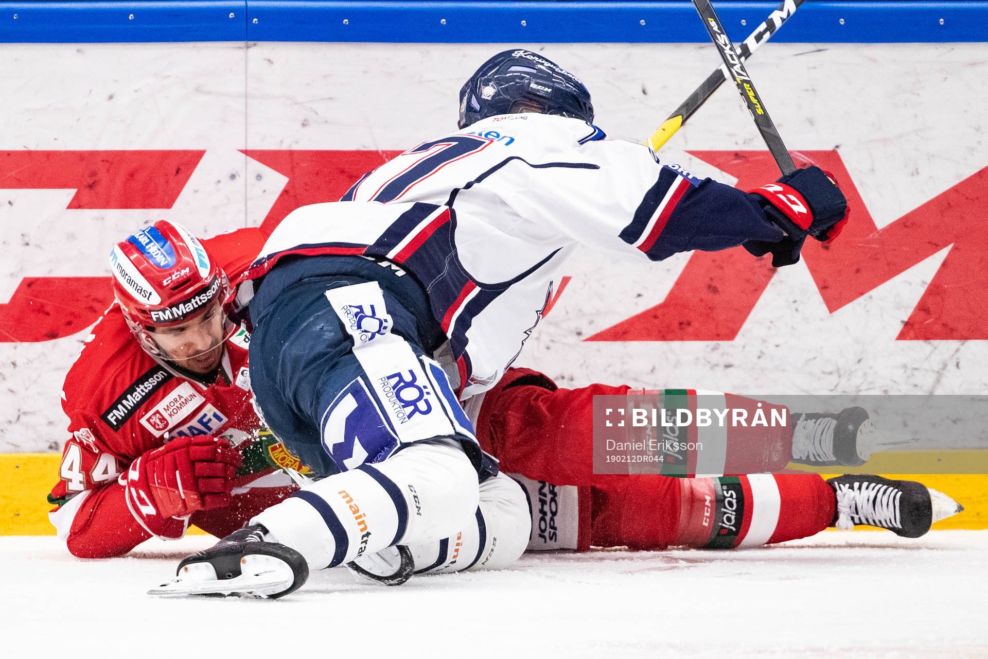 Moras Matej Stransky och Linköpings Anton Karlsson