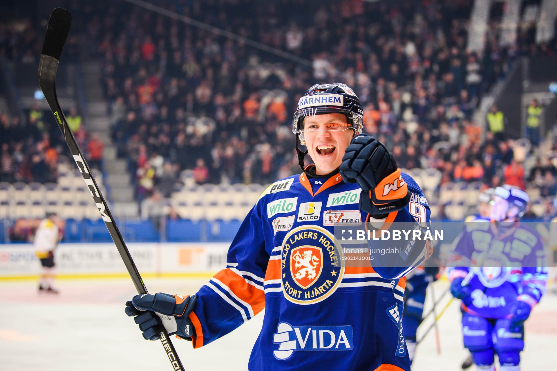 Växjös Joel Persson jublar