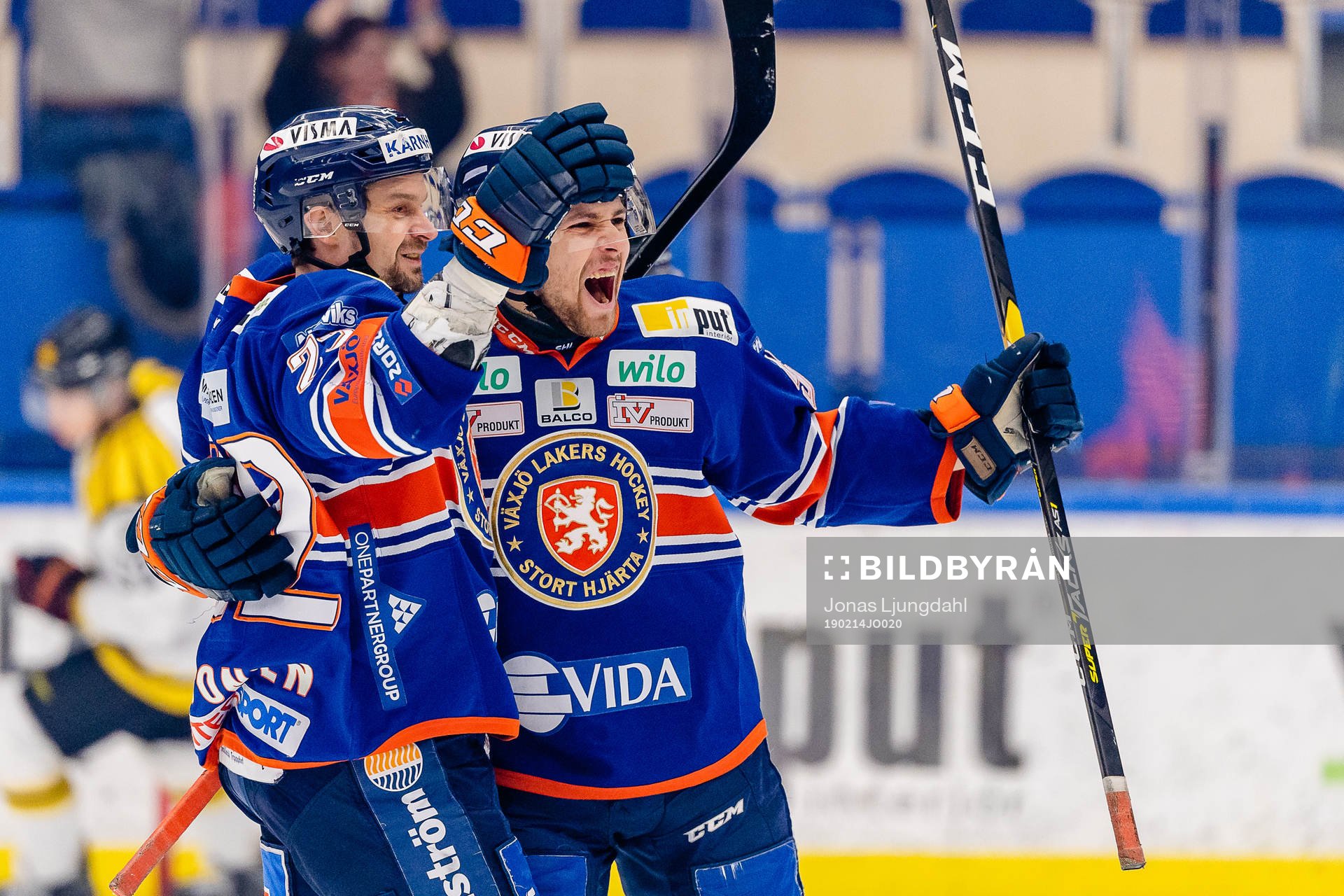 Växjös Janne Pesonen och Arvid Lundberg  jublar