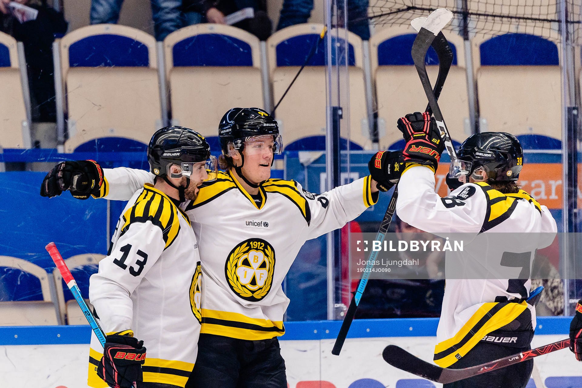 Brynäs Ryan Gunderson och Jesper Boqvist jublar