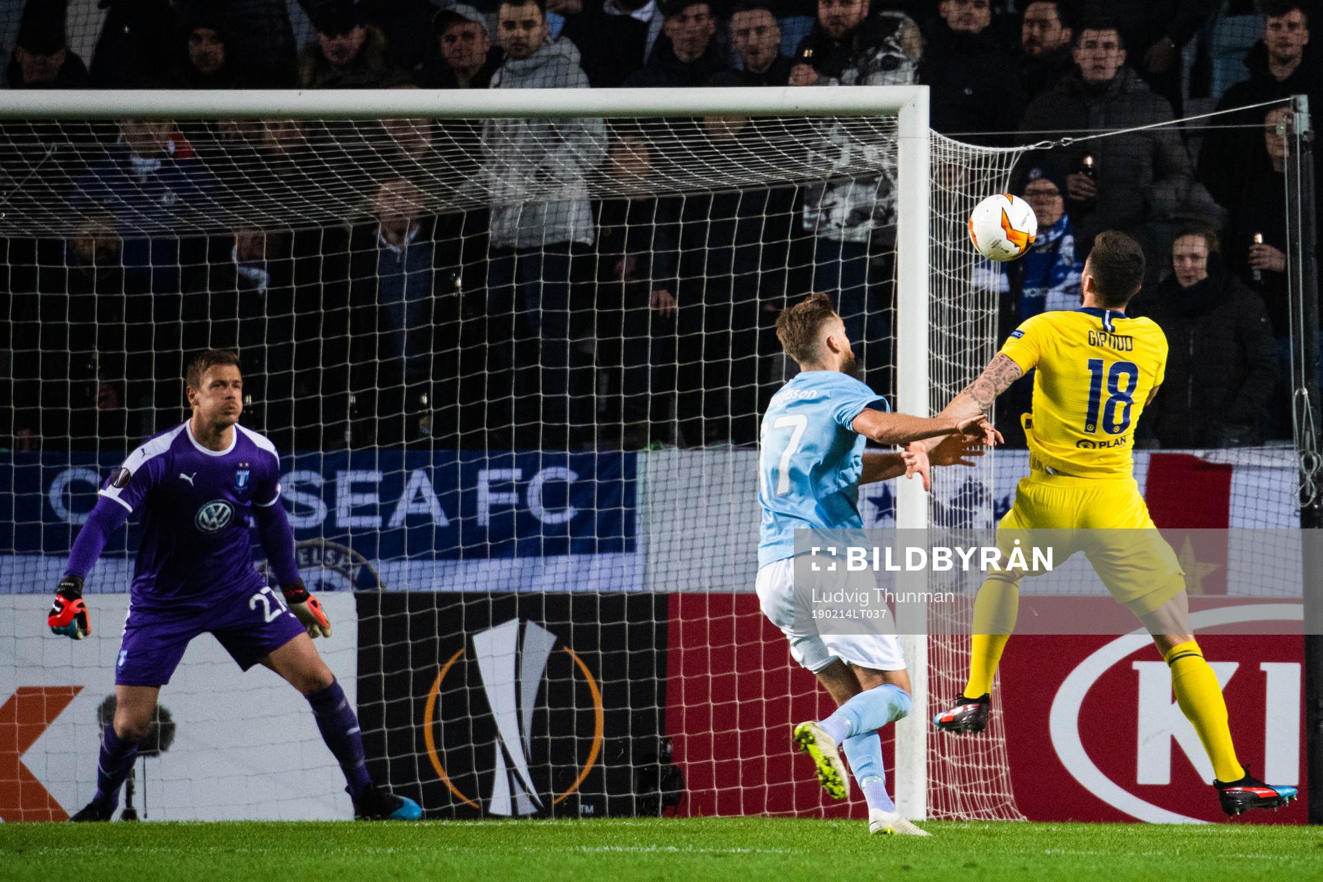 goalkeeper Johan Dahlin and Rasmus Bengtsson of Malmö FF