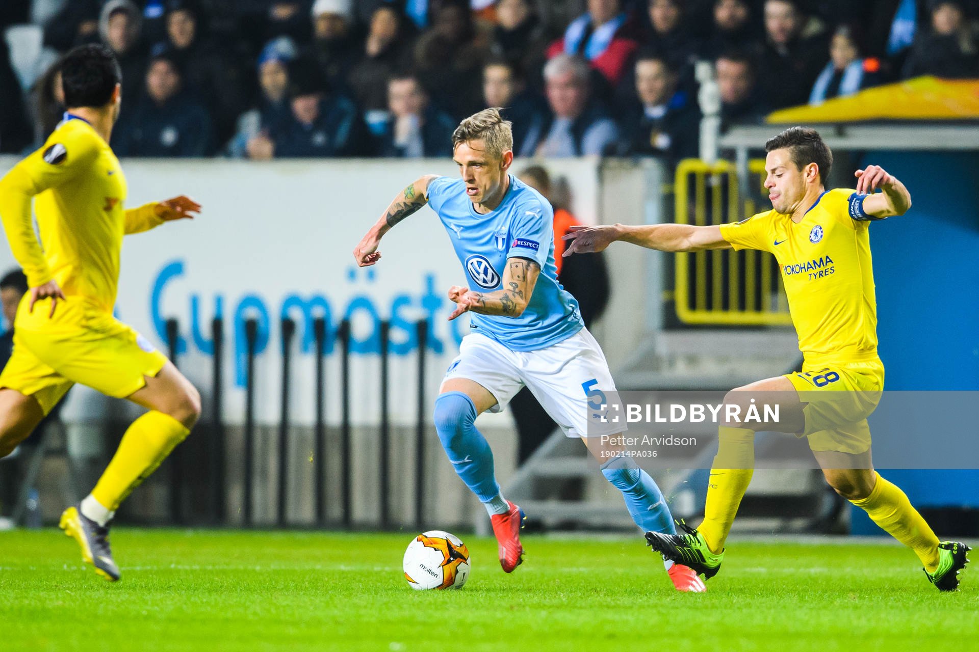 Sören Rieks of Malmö FF and Cesar Azpilicueta of Chelsea