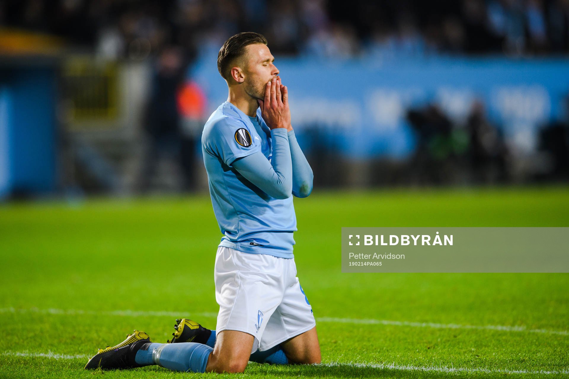 Arnór Ingvi Traustason of Malmö FF looks dejected