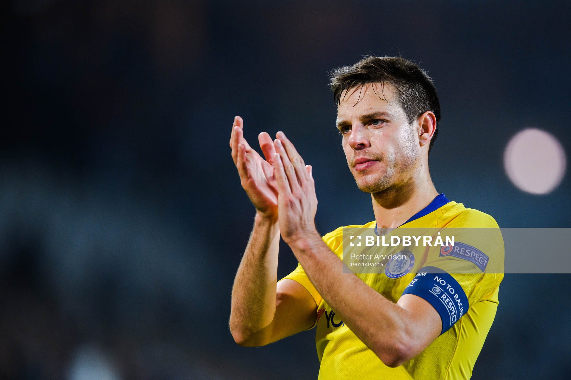 Cesar Azpilicueta of Chelsea thanks supporters after the Europa league match between Malmö FF and Chelsea on February 14, 2019 in Malmö.
