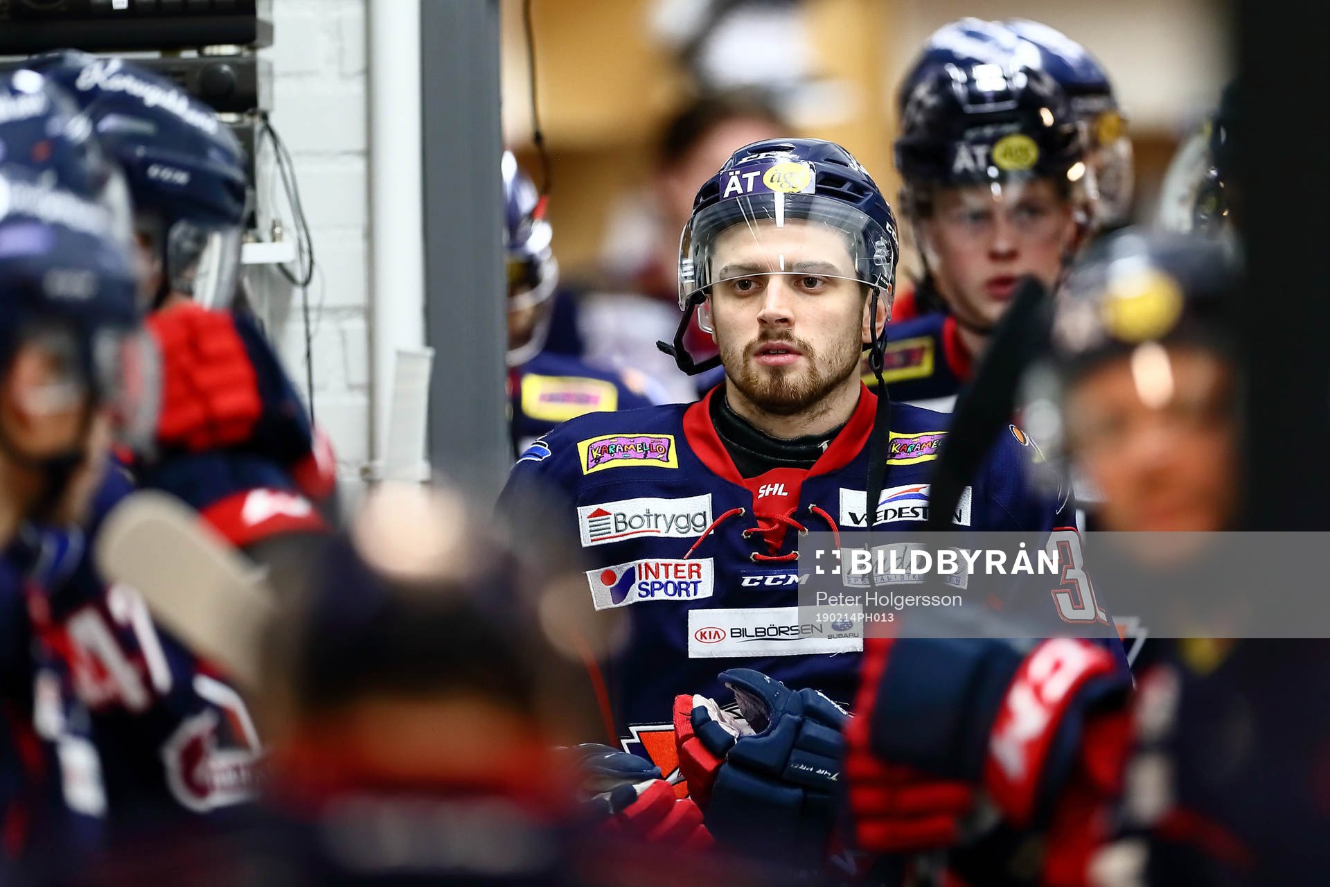 Linköpings Lukas Bengtsson före ishockeymatchen i SHL