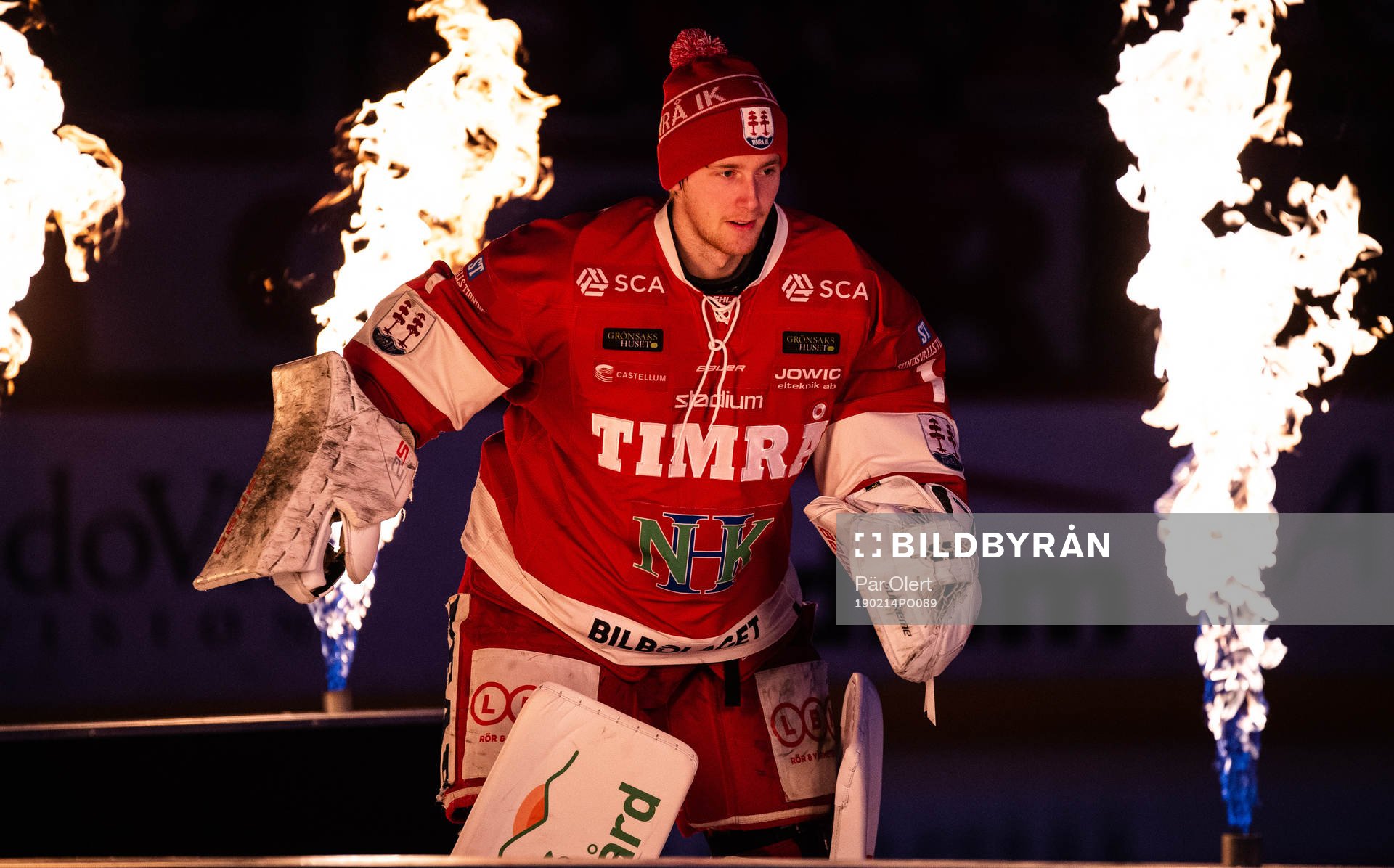 Timrås målvakt Victor Brattström gör entre på isen