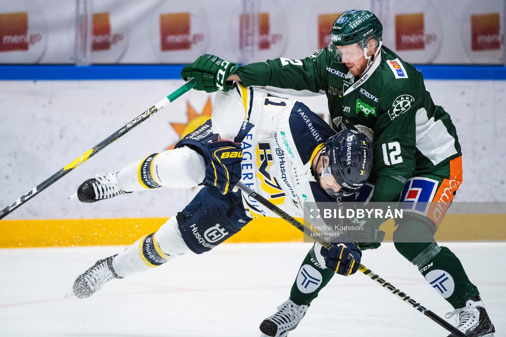 s Simon Önerud och Färjestads Alexander Reichenberg