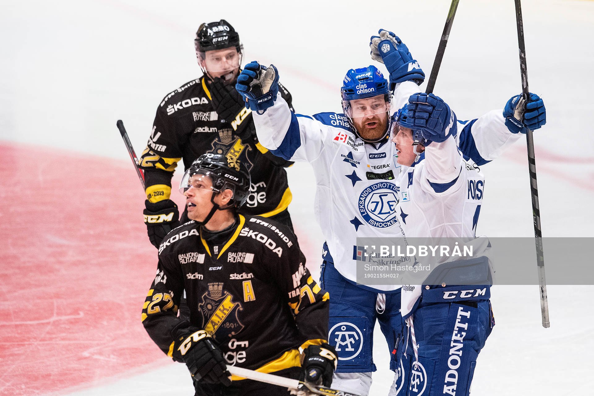 Leksands Mattias Ritola och Johan Porsberger jublar