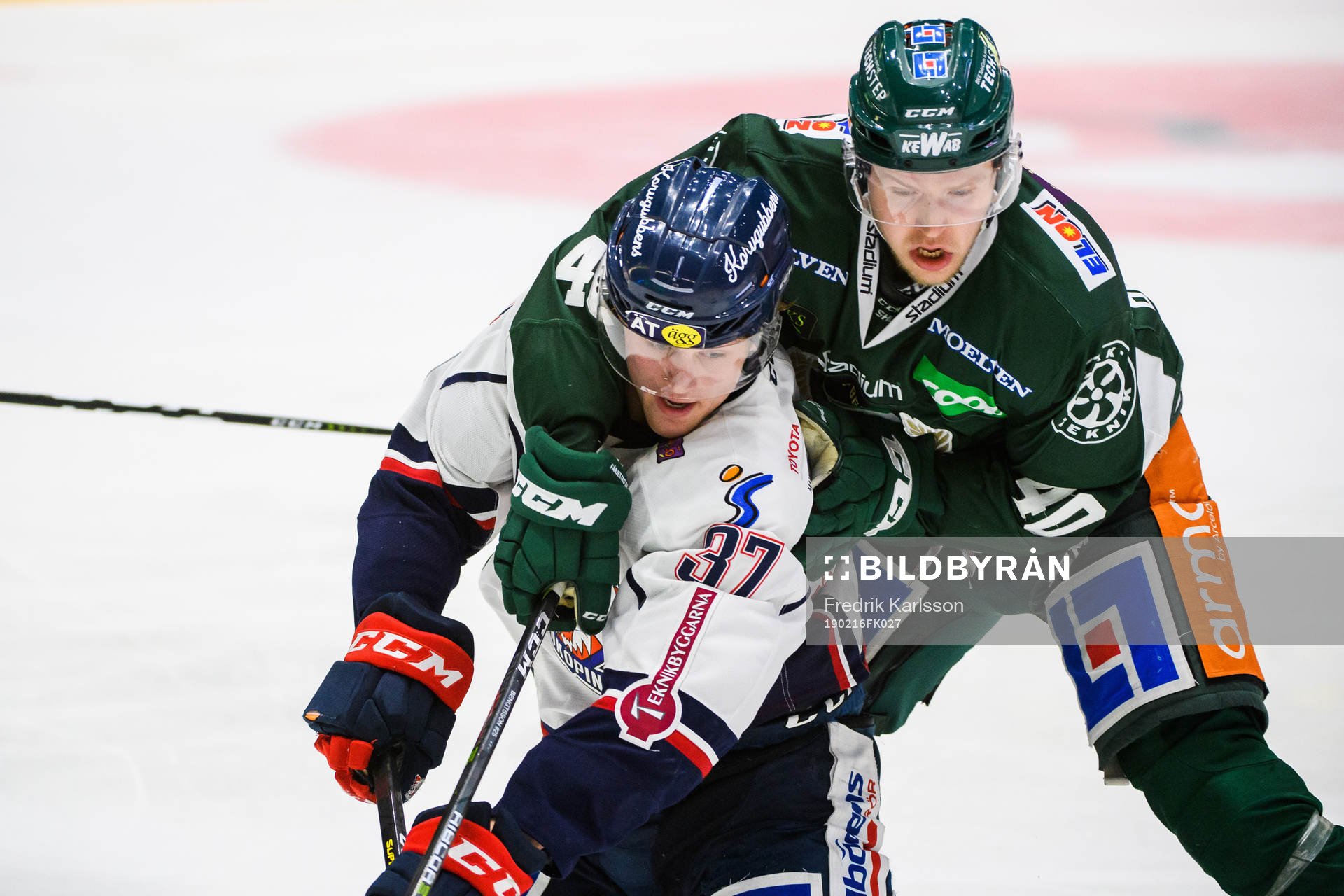 Linköpings Adam Ginning och Färjestads Christopher