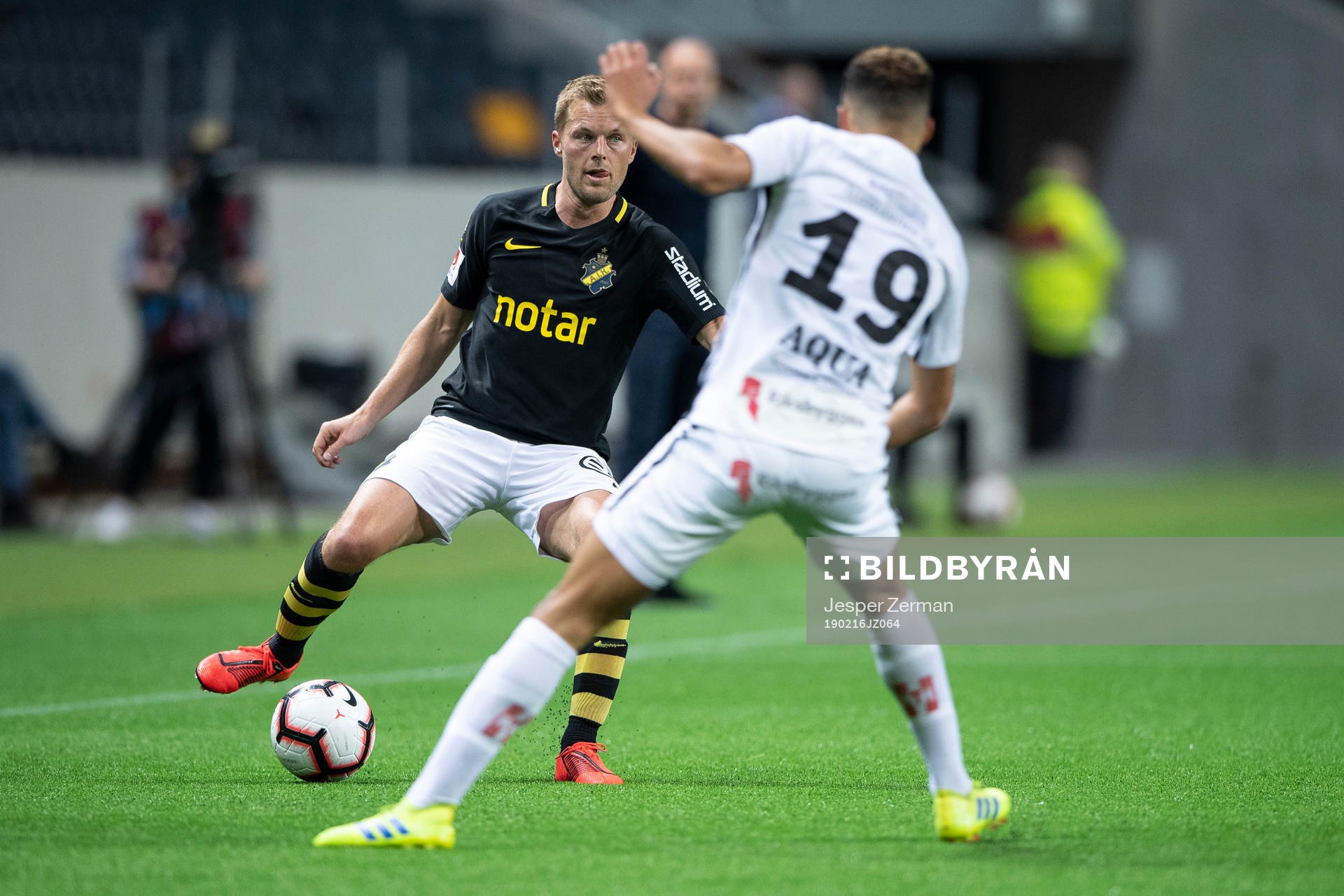 s Sebastian Larsson