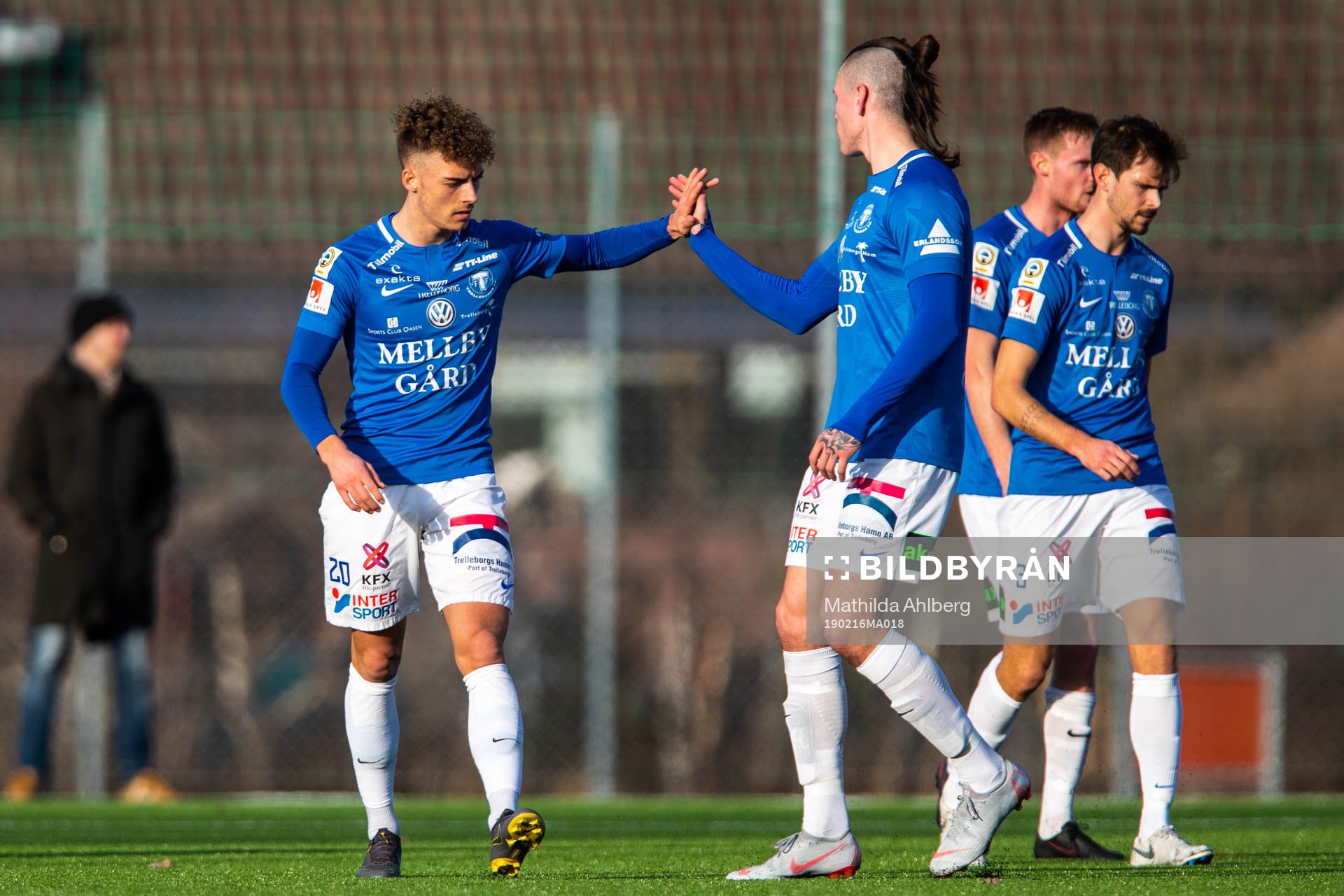 Trelleborgs Felix Hörberg jublar med Isak Jönsson