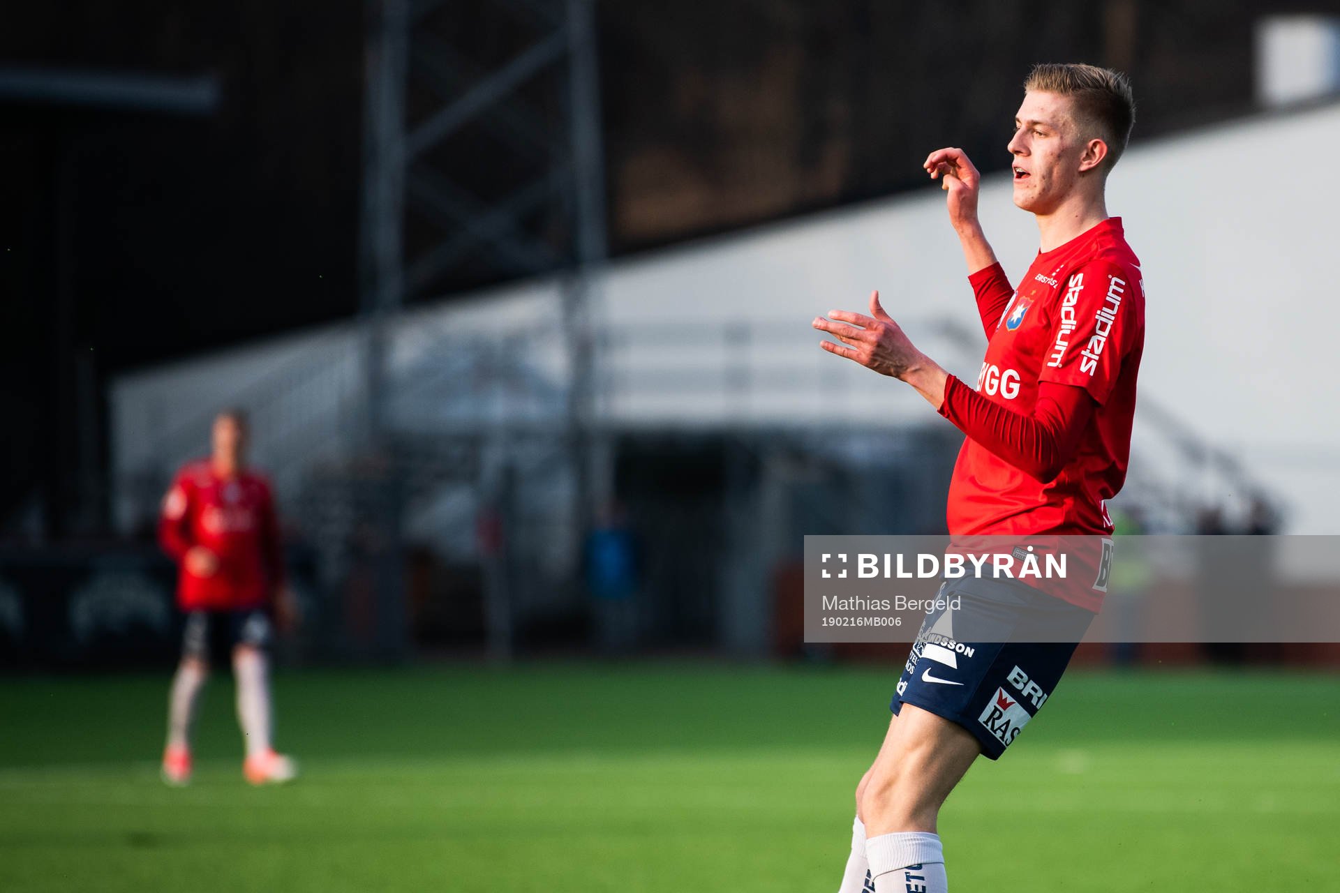 Örgrytes Alexander Bernhardsson jublar