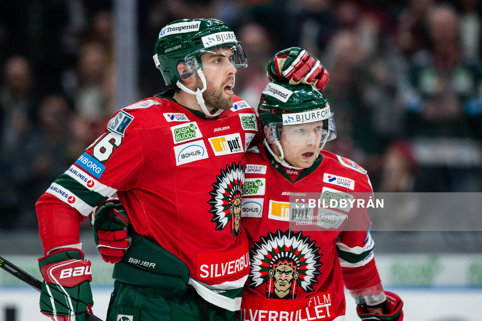Frölundas Brandon Gormley jublar med Ryan Lasch