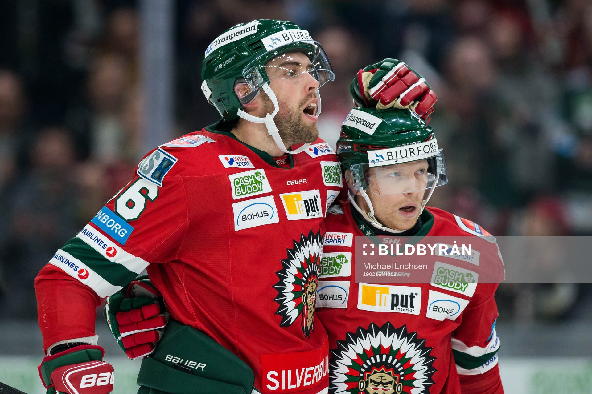 Frölundas Brandon Gormley jublar ihop med Ryan Lasch