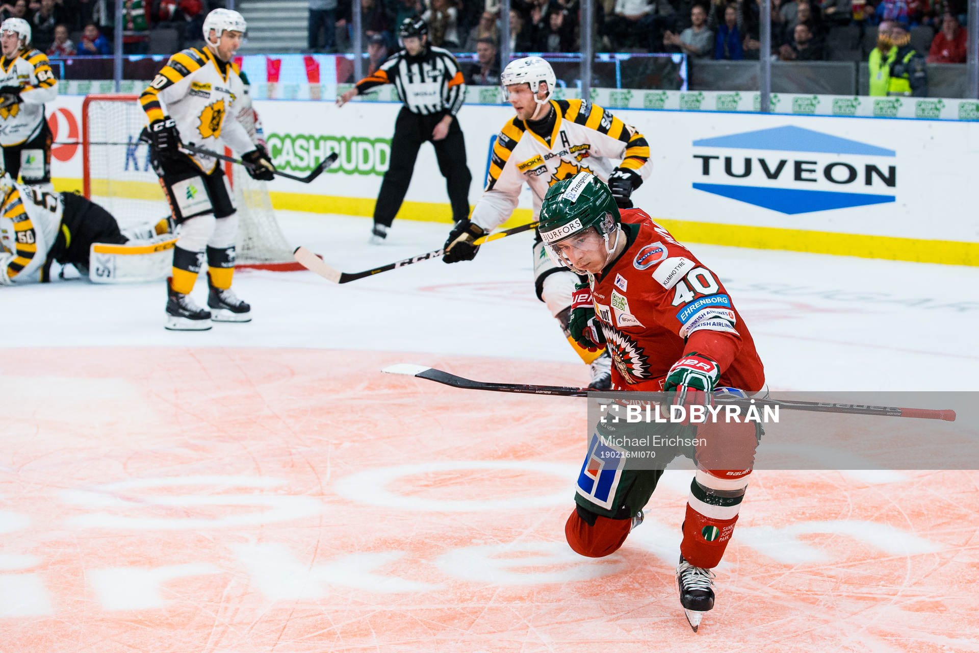 Frölundas Joel Mustonen jublar