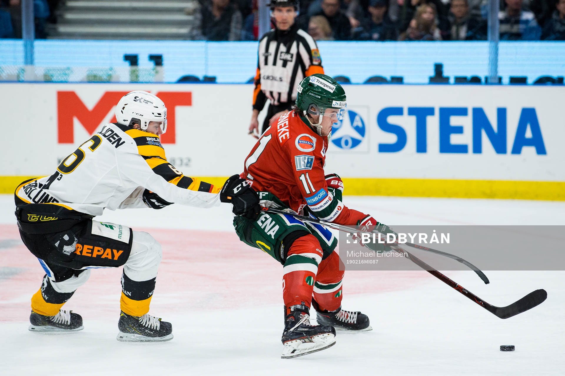 Skellefteås Filip Berglund och Frölundas Samuel Fagemo
