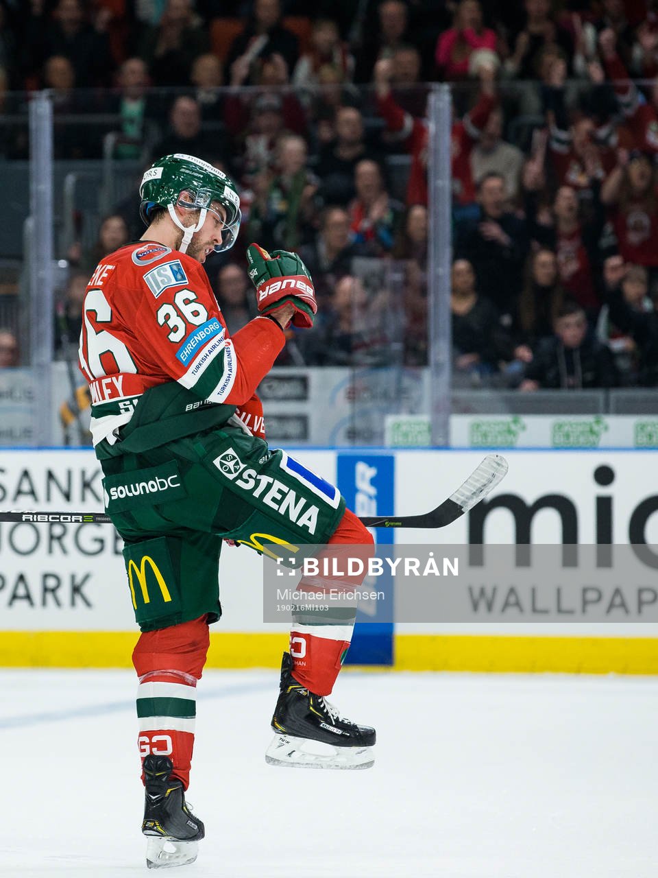 Frölundas Brandon Gormley jublar