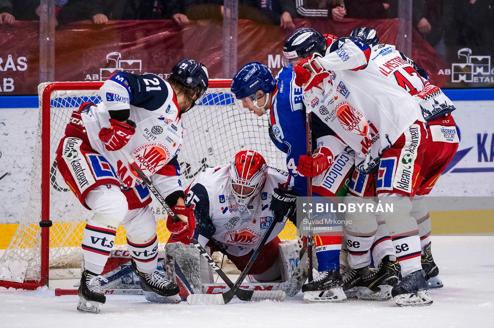 Västerviks målvakt Emil Kruse och Victor Öhman samt