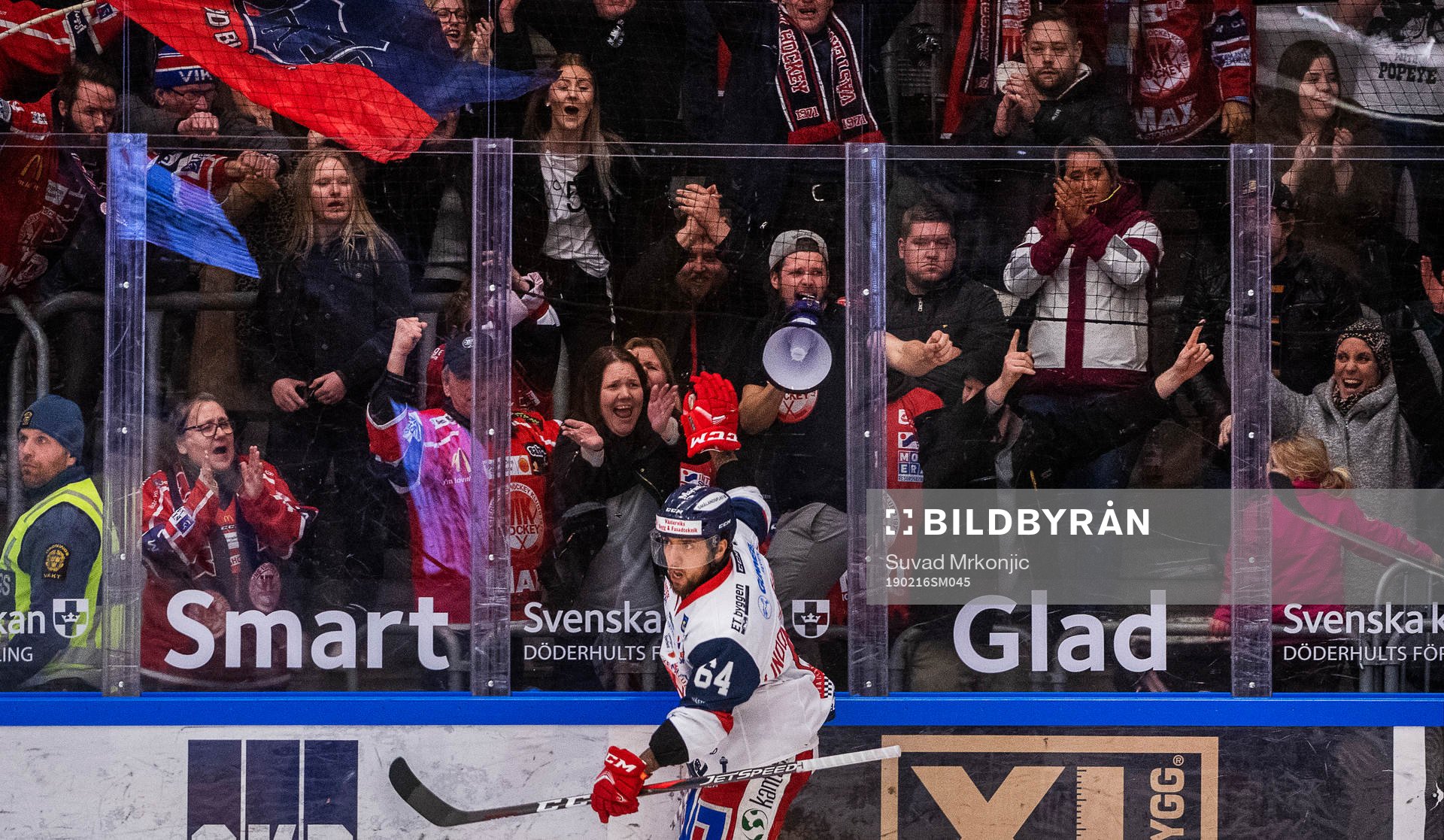 Västerviks Alexander Lindqvist Hansen jublar