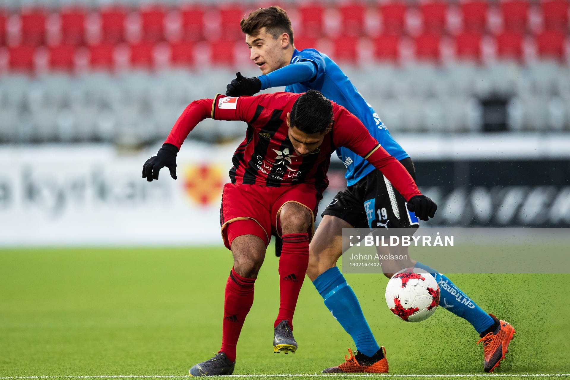 Östersunds Hosam Aiesh och Halmstads Rasmus