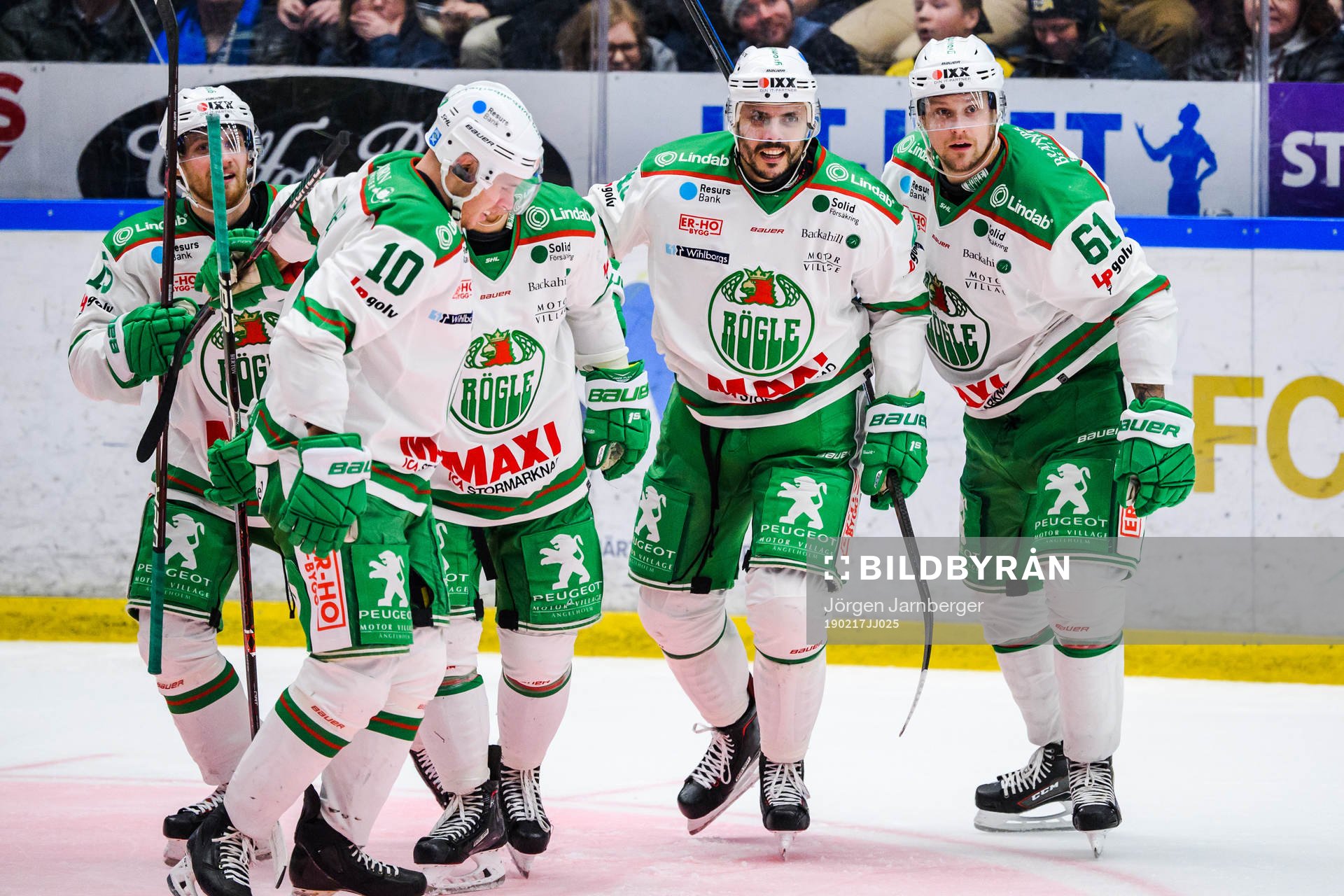 Rögles Daniel Widing jublar