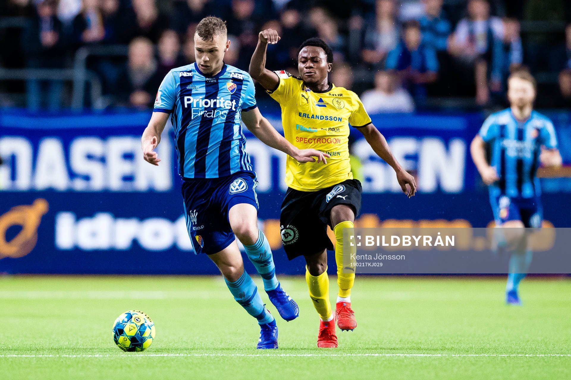 Djurgårdens Jesper Karlström och Frejs Abdul Halik Hudu