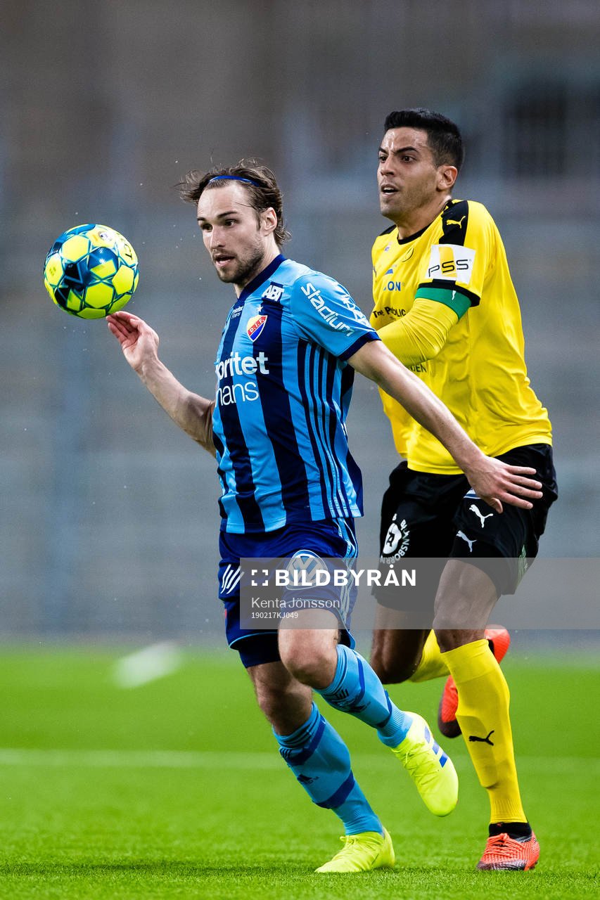 Djurgårdens Kevin Walker och Frejs Pedro Ribeiro