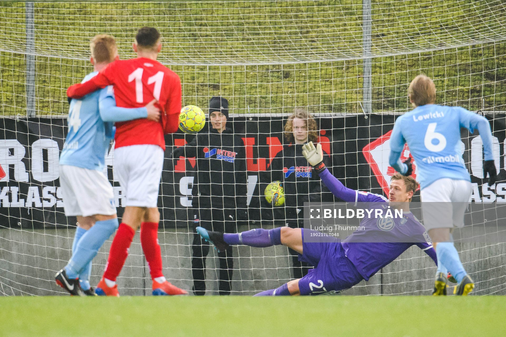 Degerfors Nikola Ladan gör 2-2 på straff