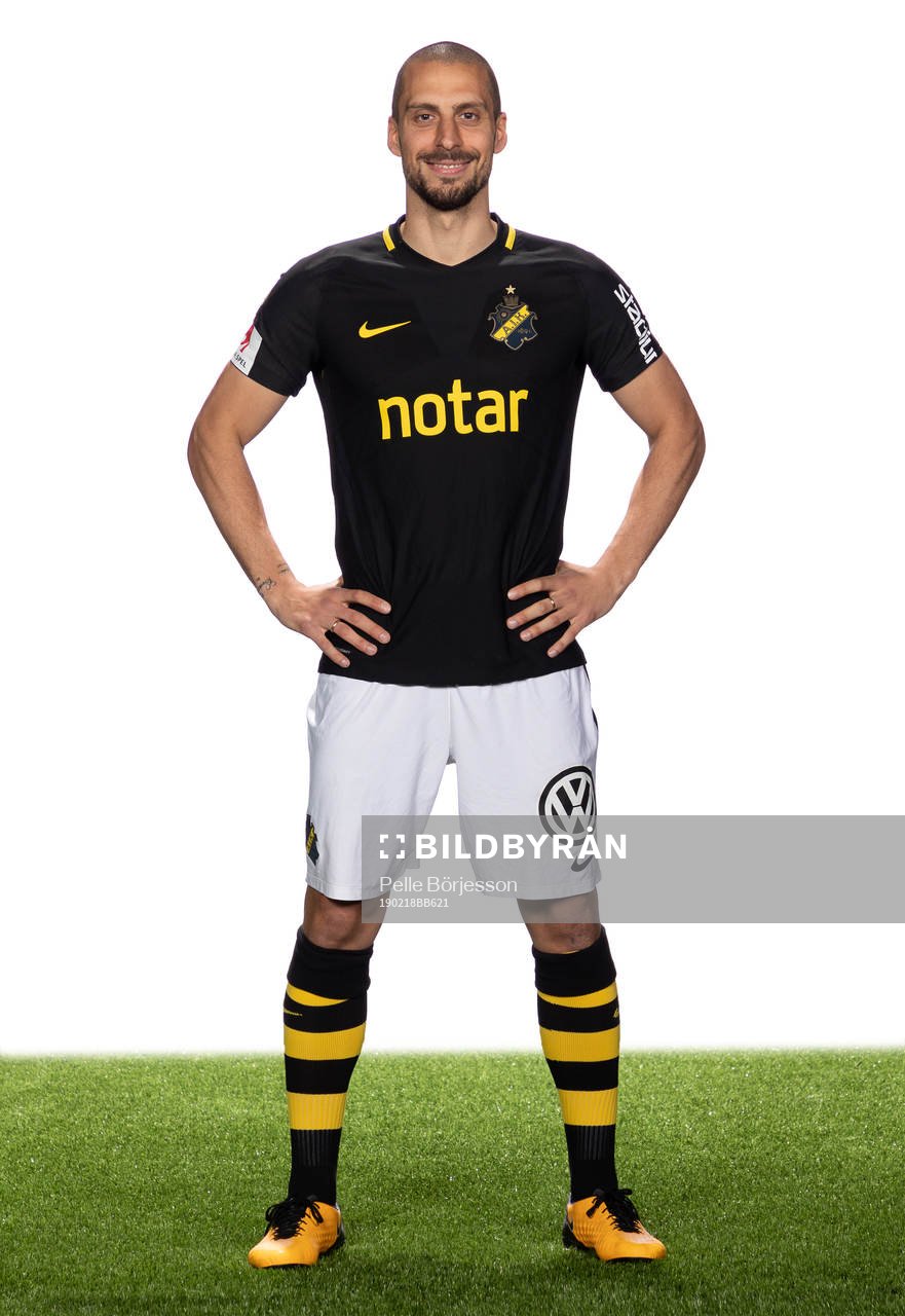 s Panajotis Dimitriadis