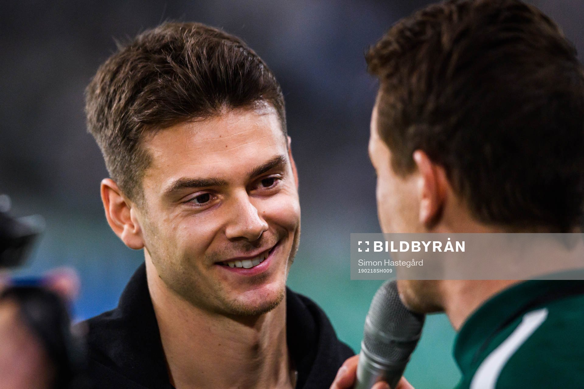 Hammarbys nyförvärv Alexander Kacaniklic blir intervjuad under fotbollsmatchen i Svenska Cupen mellan Hammarby och Varberg den 18 februari 2019 i Stockholm.