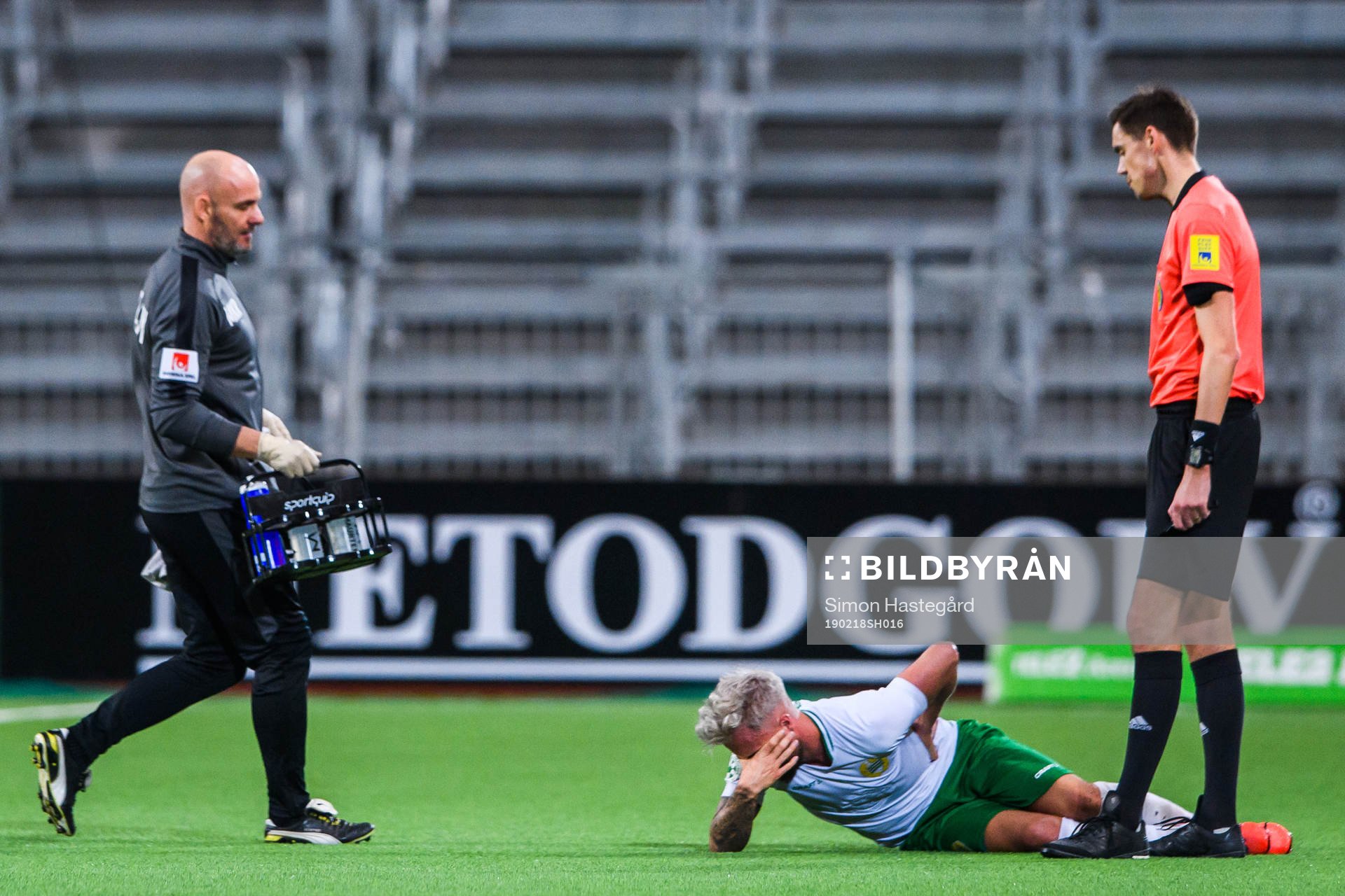 Hammarbys Sander Svendsen har ont