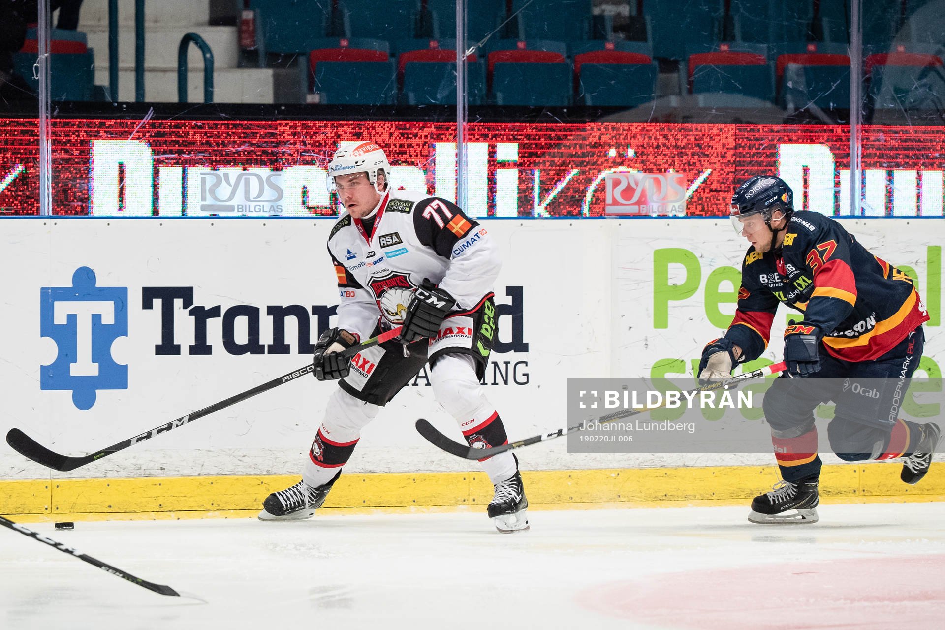 Malmö Redhawks Pontus Netterberg och Djurgårdens Jesper