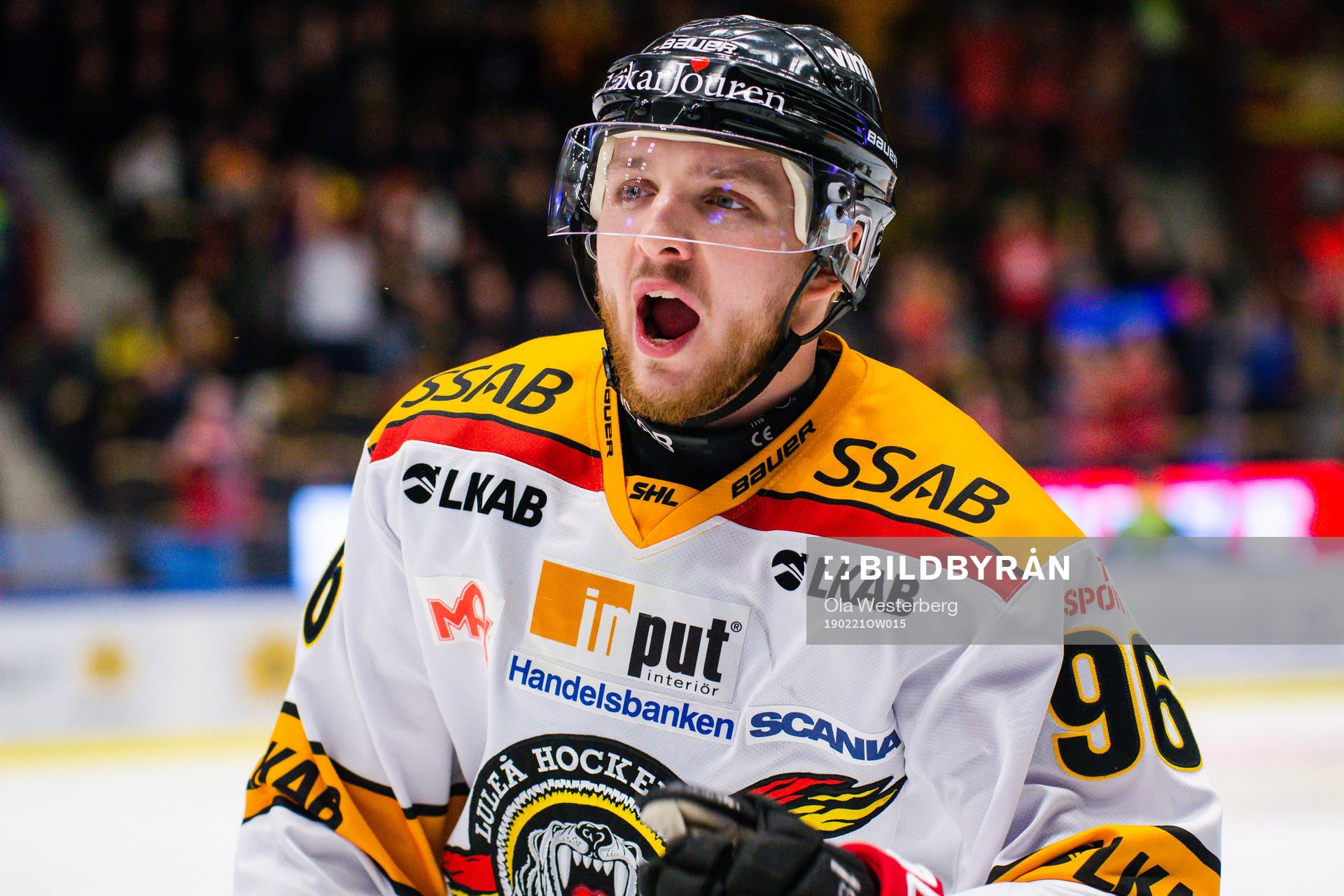 Luleås Robin Kovacs jublar