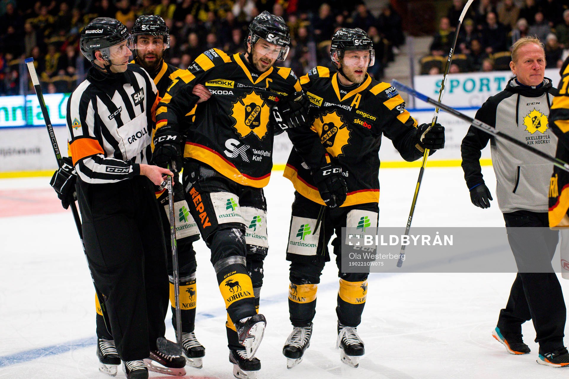 Skellefteås Jimmie Ericsson utgår skadad