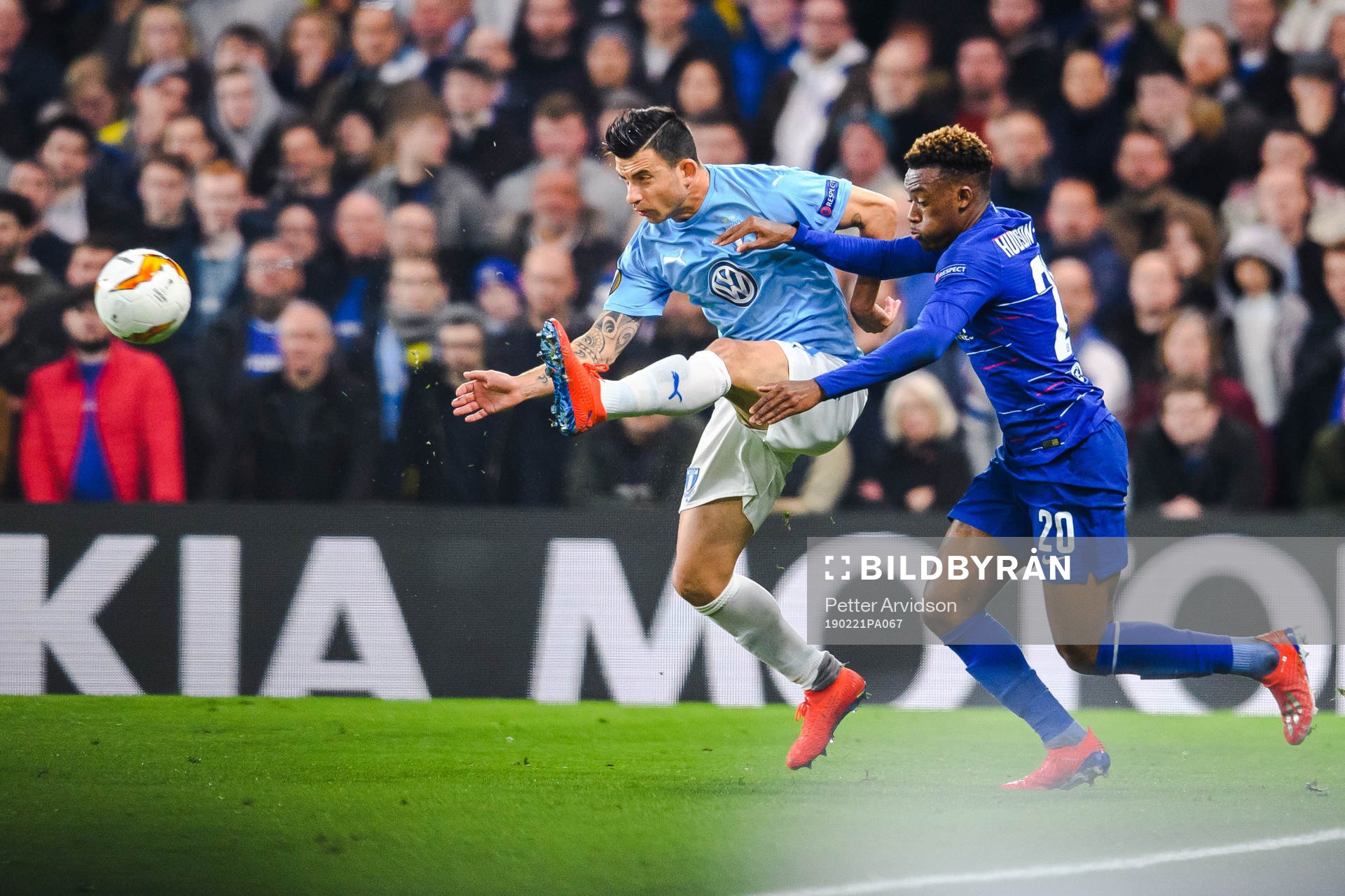 Behrang Safari of Malmö FF and Callum Hudson-Odoi of