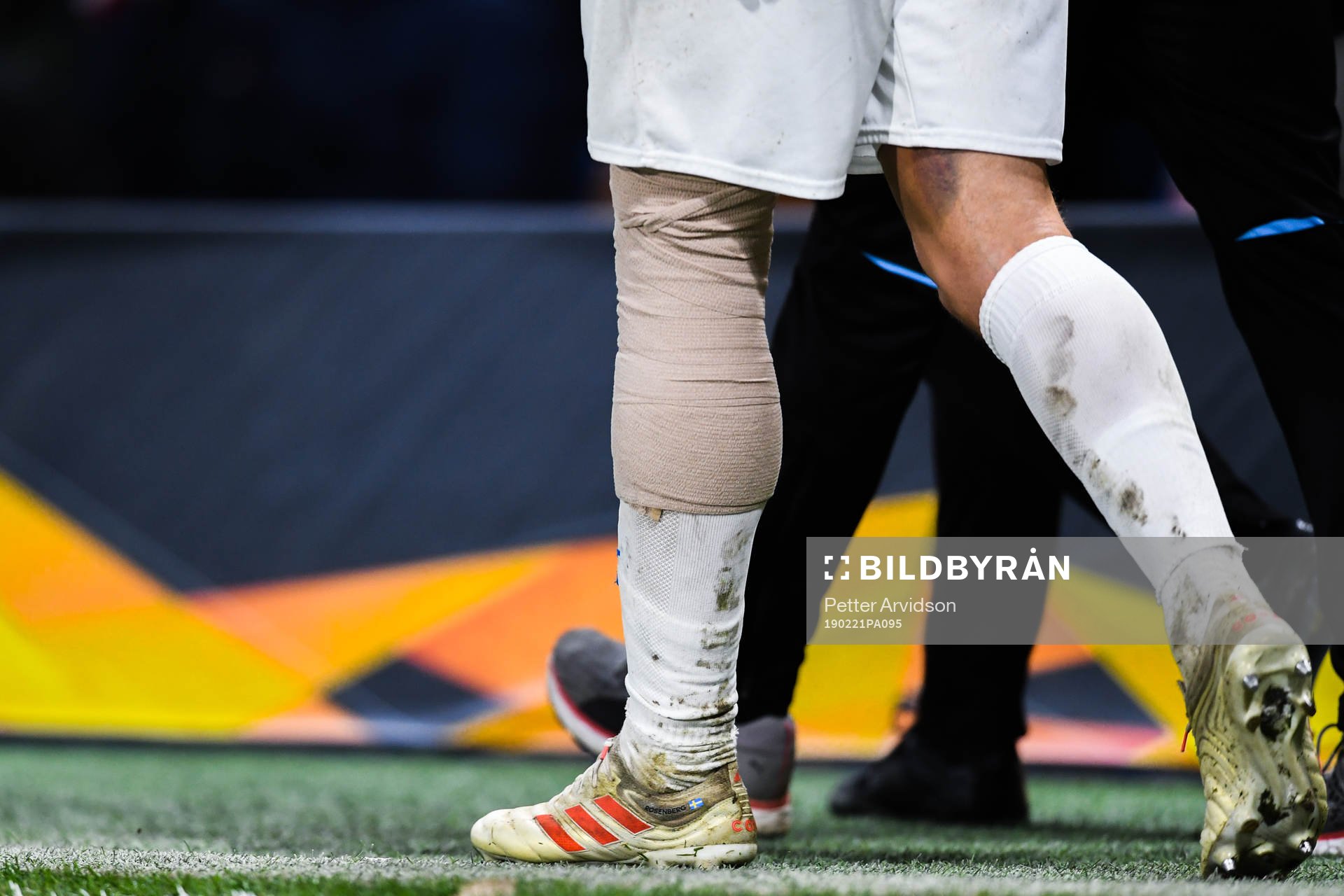 Markus Rosenberg of Malmö FF with a injured leg
