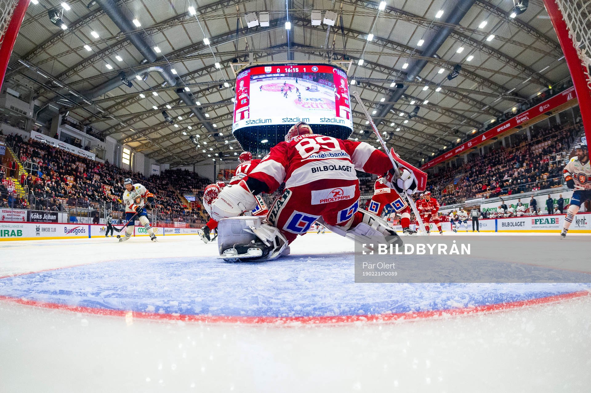 Växjös Kris Versteeg gör 0-2 bakom Timrås målvakt