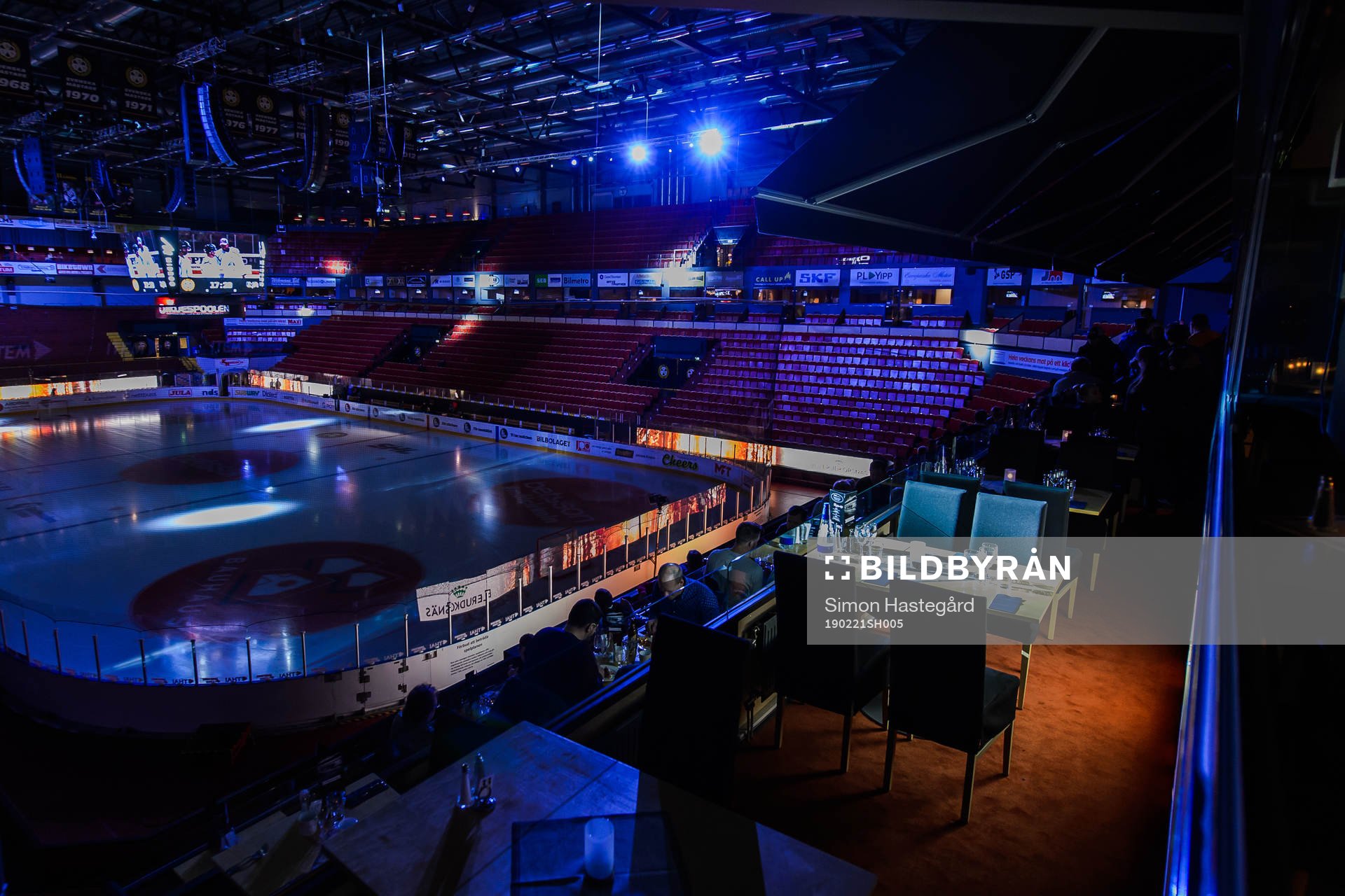 Vy från restaurangen inne i Gavlerinken Arena