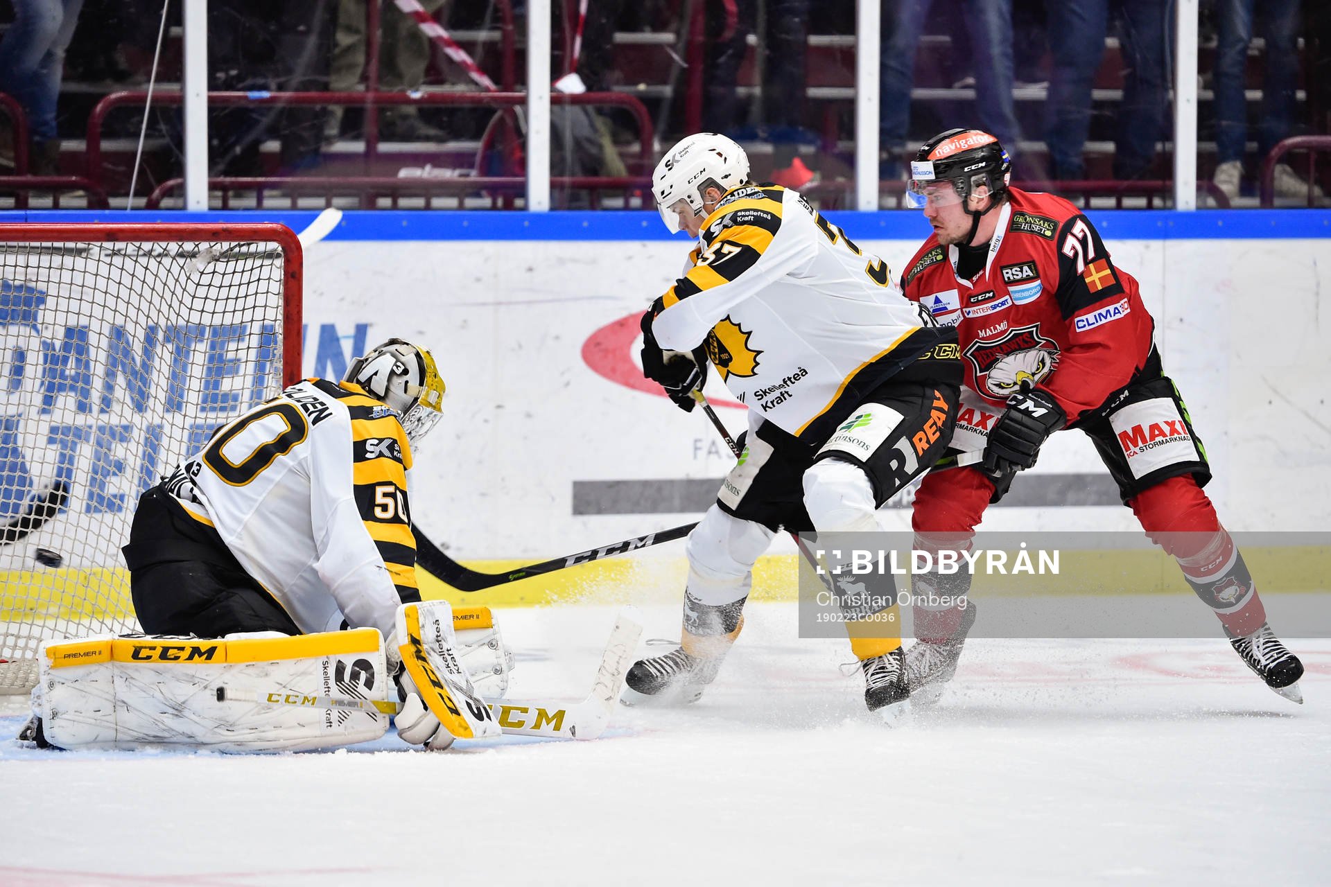 Skellefteås målvakt Mantas Armalis och Albin Eriksson