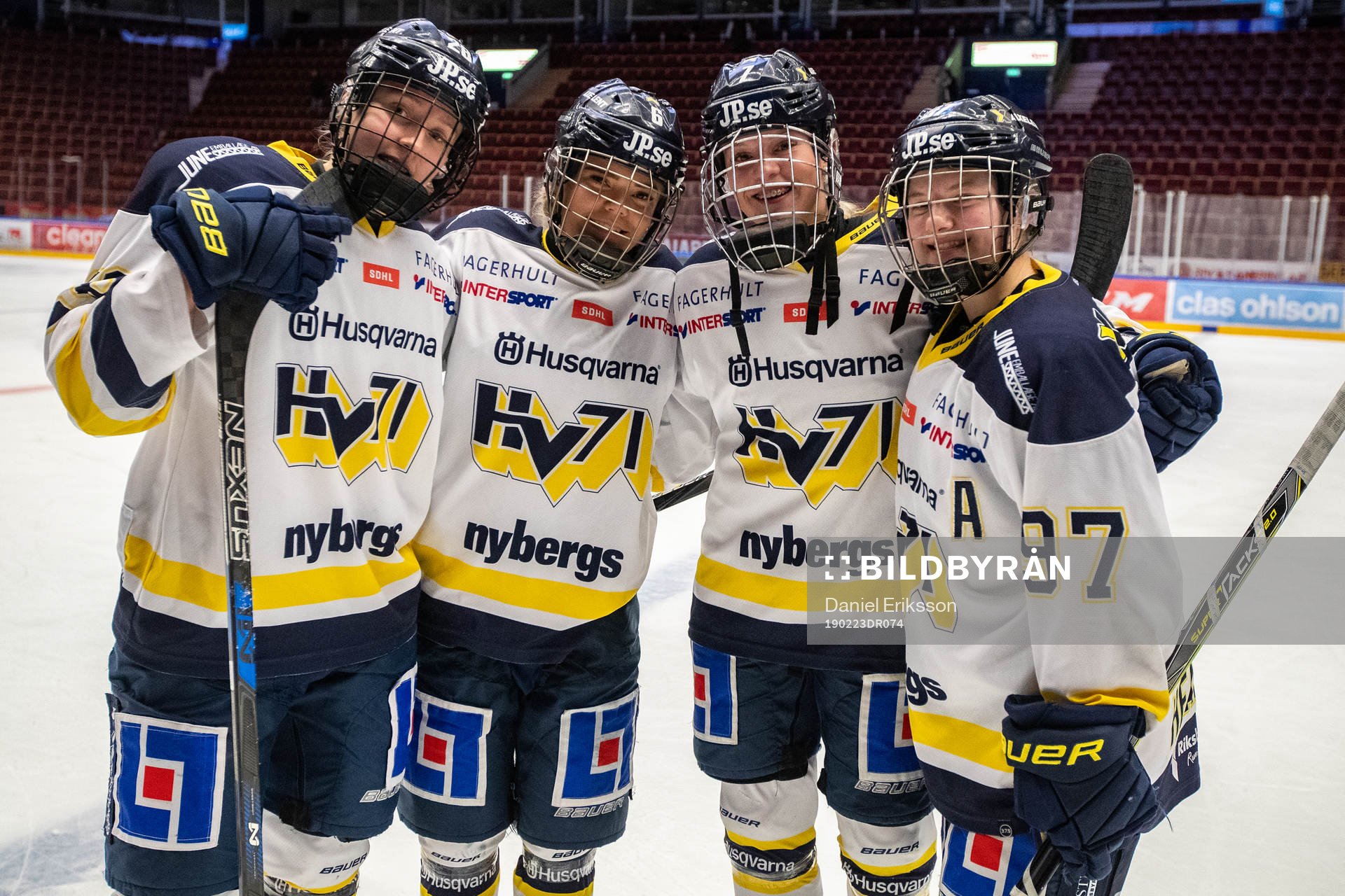 s Jenni Antonsson, Maja Beverin, Thea Johansson och Jessica