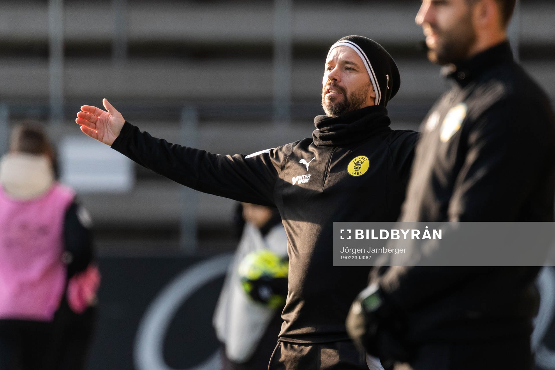 Frejs tränare Lukas Syberyjski reagerar