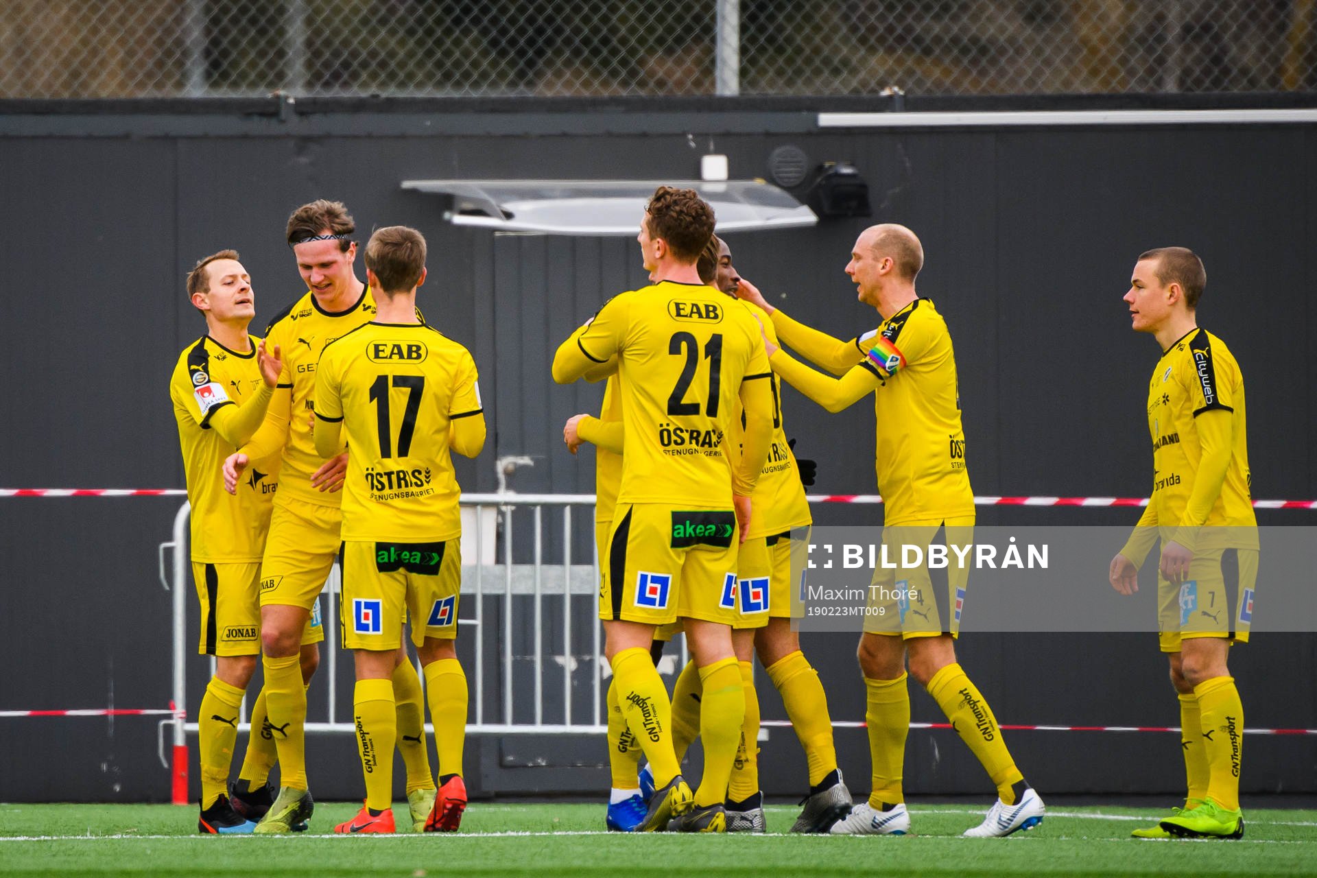 Halmstads Sadat Karim jublar med lagkamrater