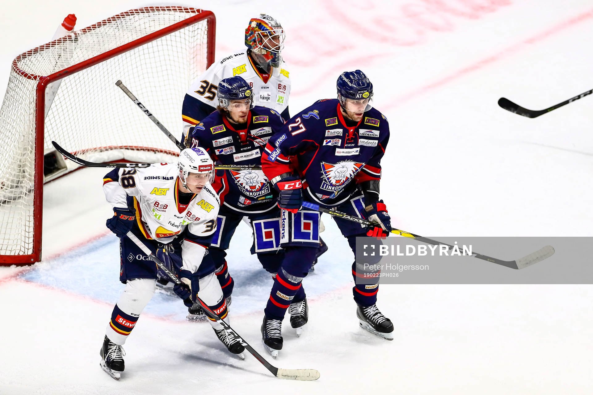 Djurgårdens Olle Alsing och målvakt Robin Jensen,