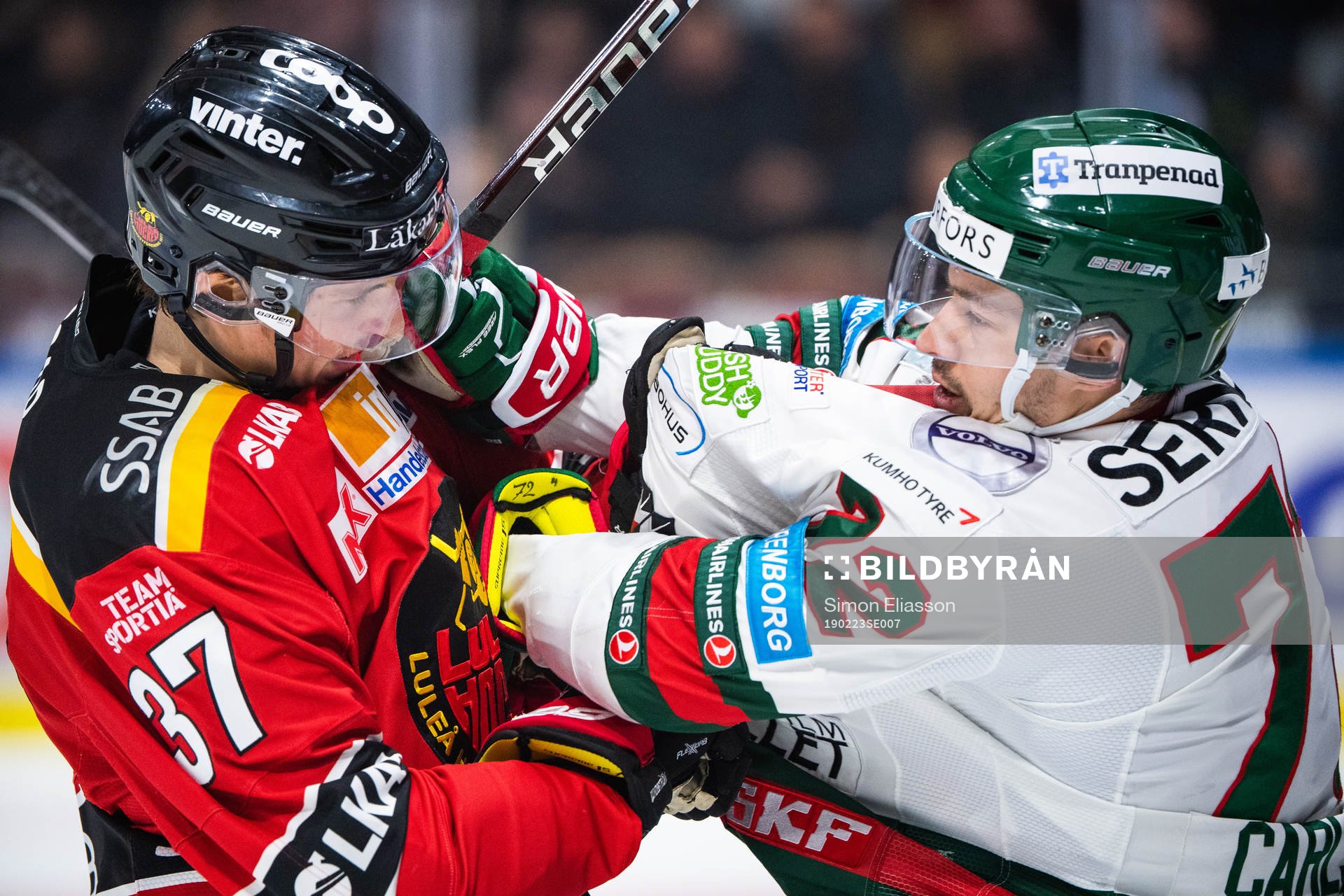 Luleås Isac Lundeström och Frölundas Patrik Carlsson