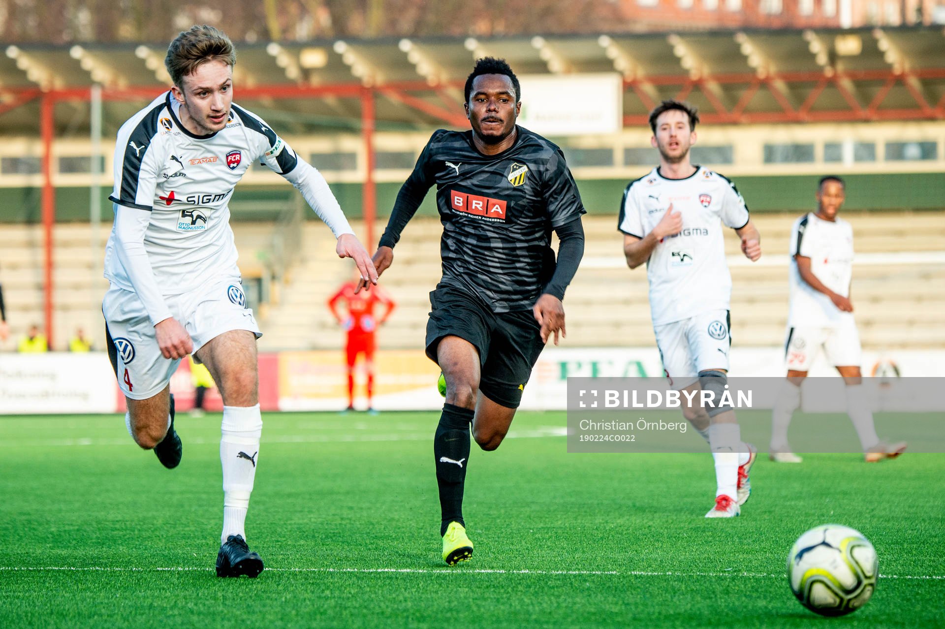 Rosengårds Linus Fridolf och Häckens Nasiru Mohammed