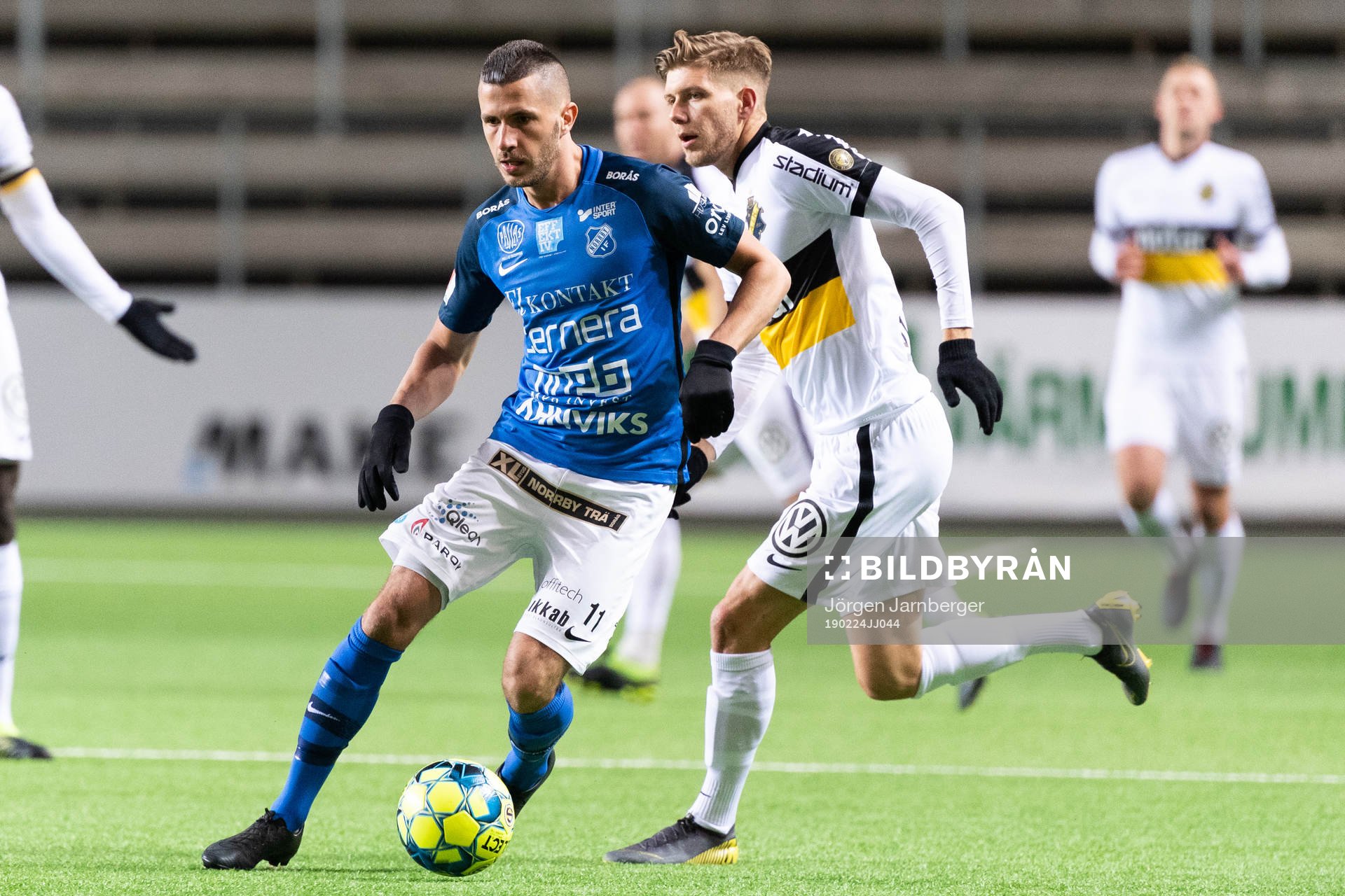 Norrbys Alen Krasnici och AIKs Anton Salétros