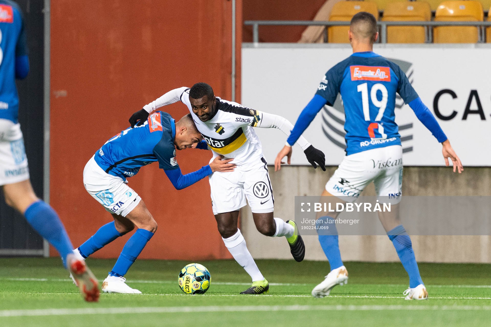 AIKs Henok Goitom och Norrbys Abbas Mohamad