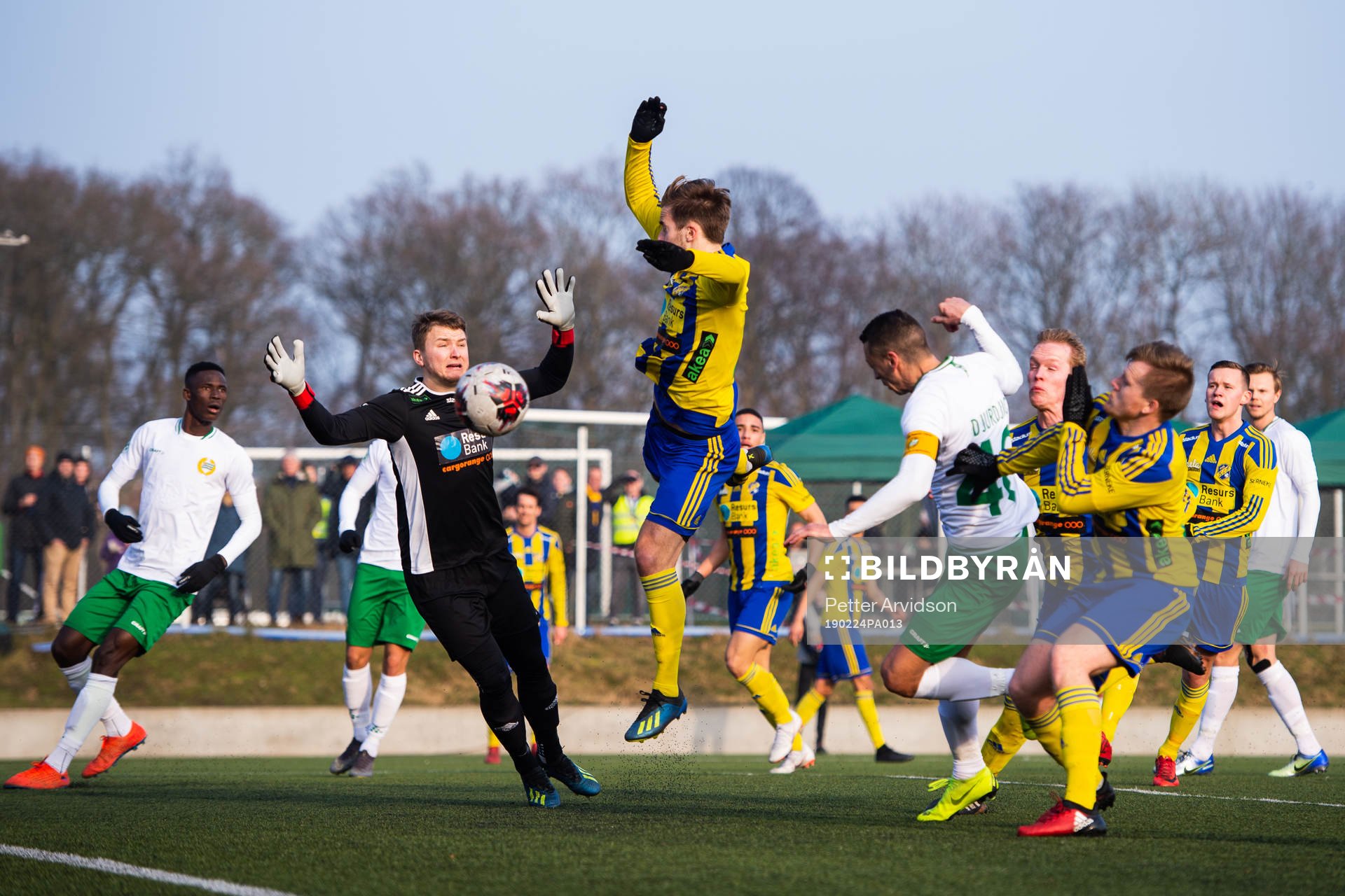 Hammarbys Nikola Djurdjic oroar mot Eskilsminnes Pontus