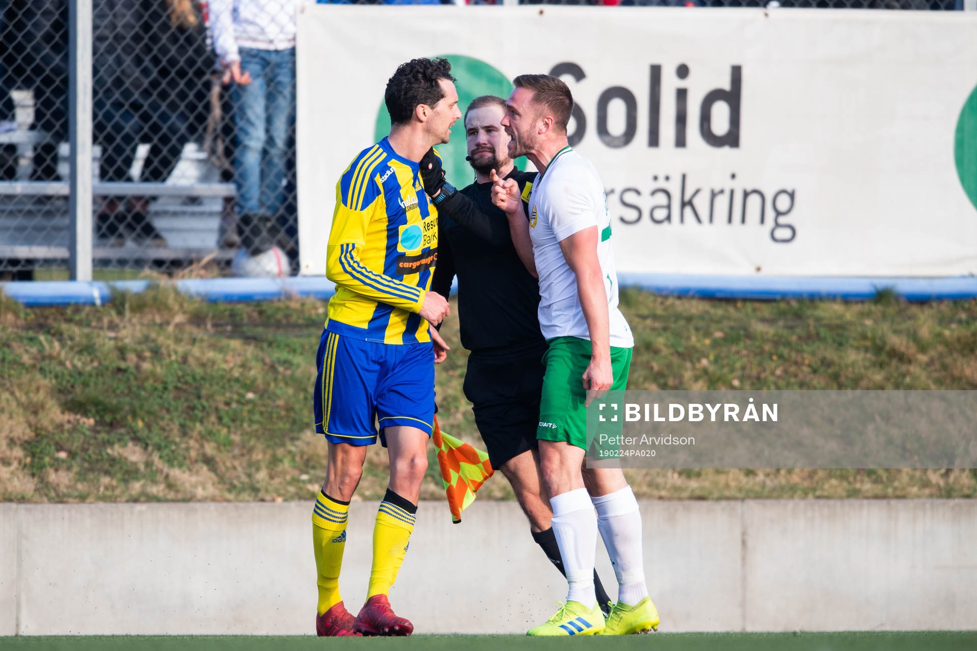 Eskilsminnes Filip Egger och Hammarbys Mats Solheim i