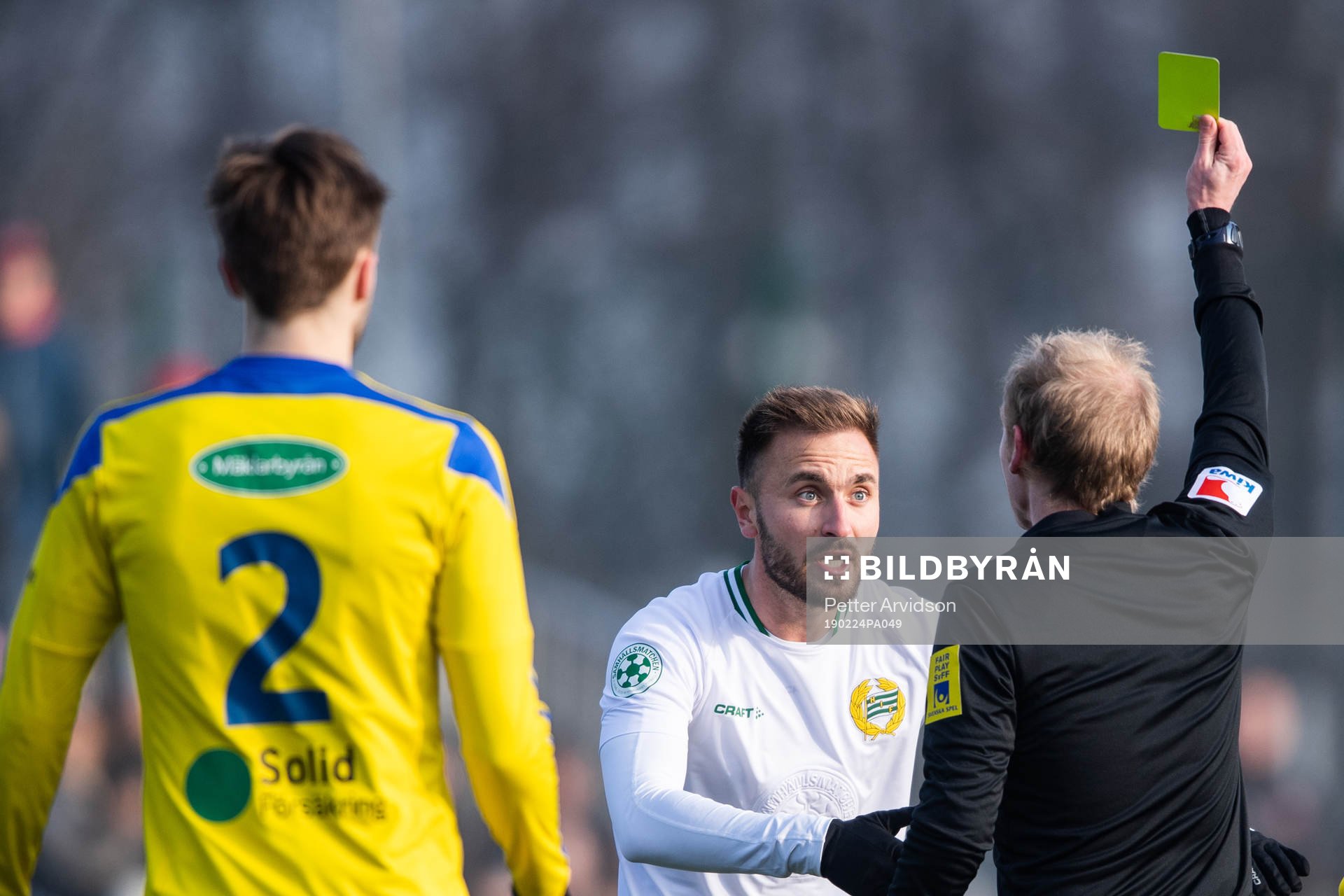 Hammarbys Muamer Tankovic varnas av domare Per Melin